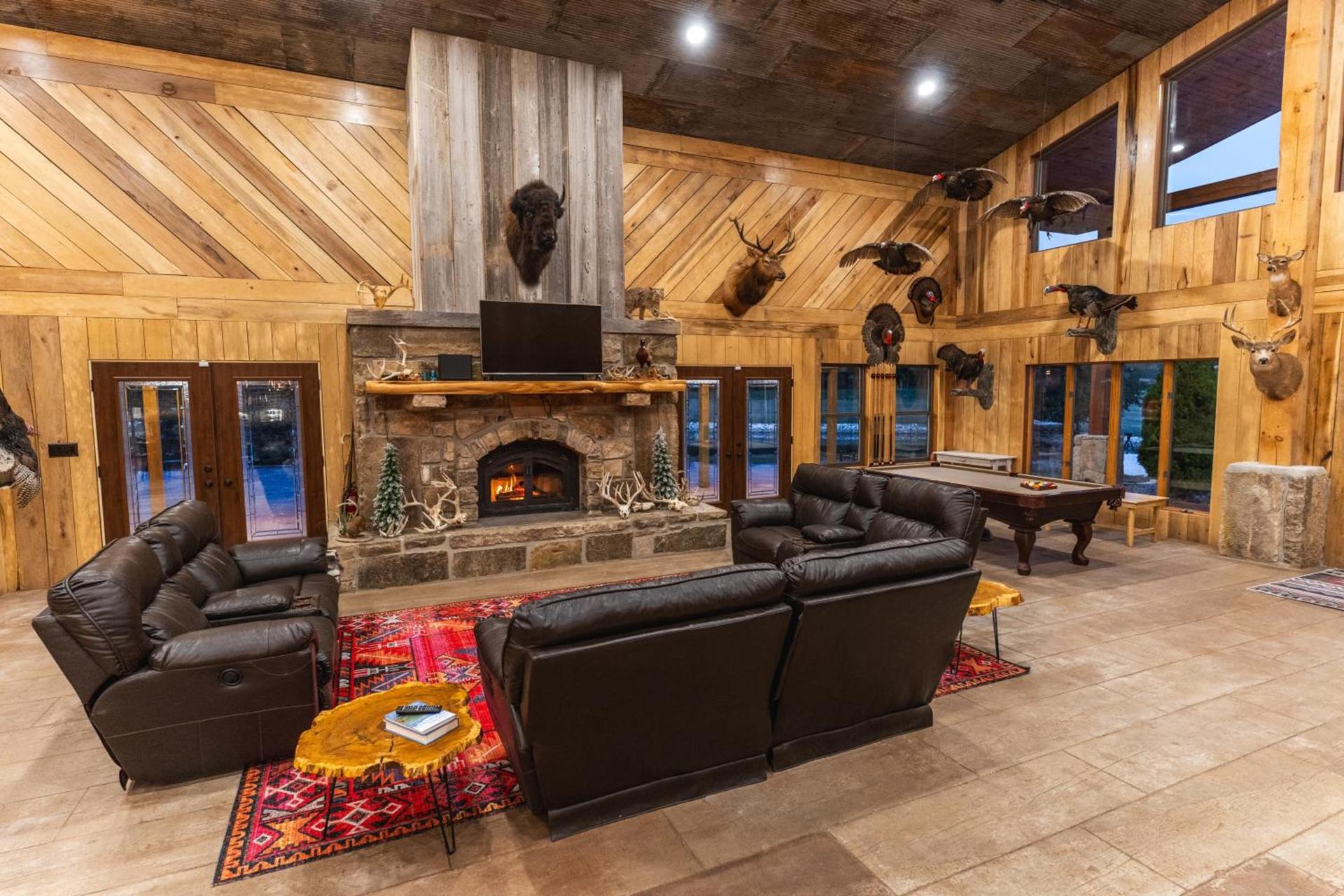 Bearshield Lodge photo 53