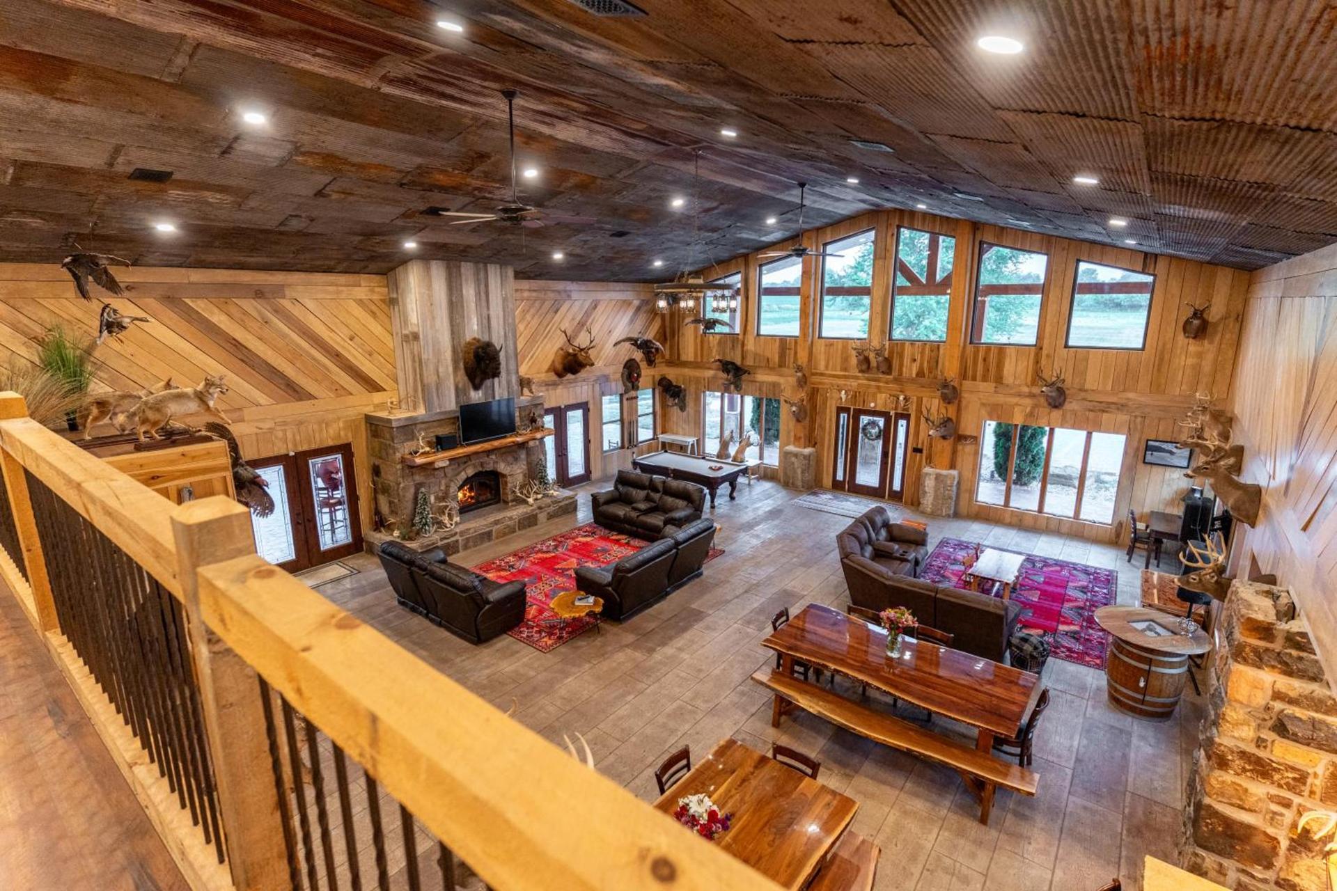 Bearshield Lodge photo 61
