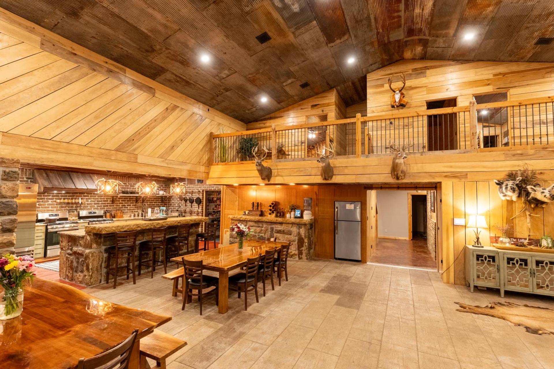 Bearshield Lodge photo 63