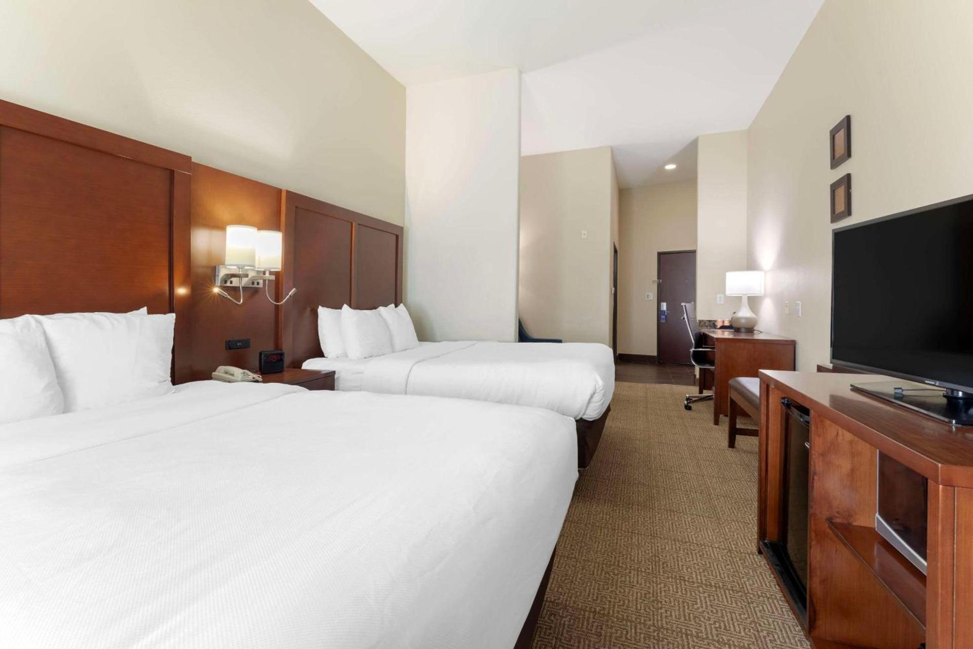 Comfort Suites West Dallas - Cockrell Hill photo 10