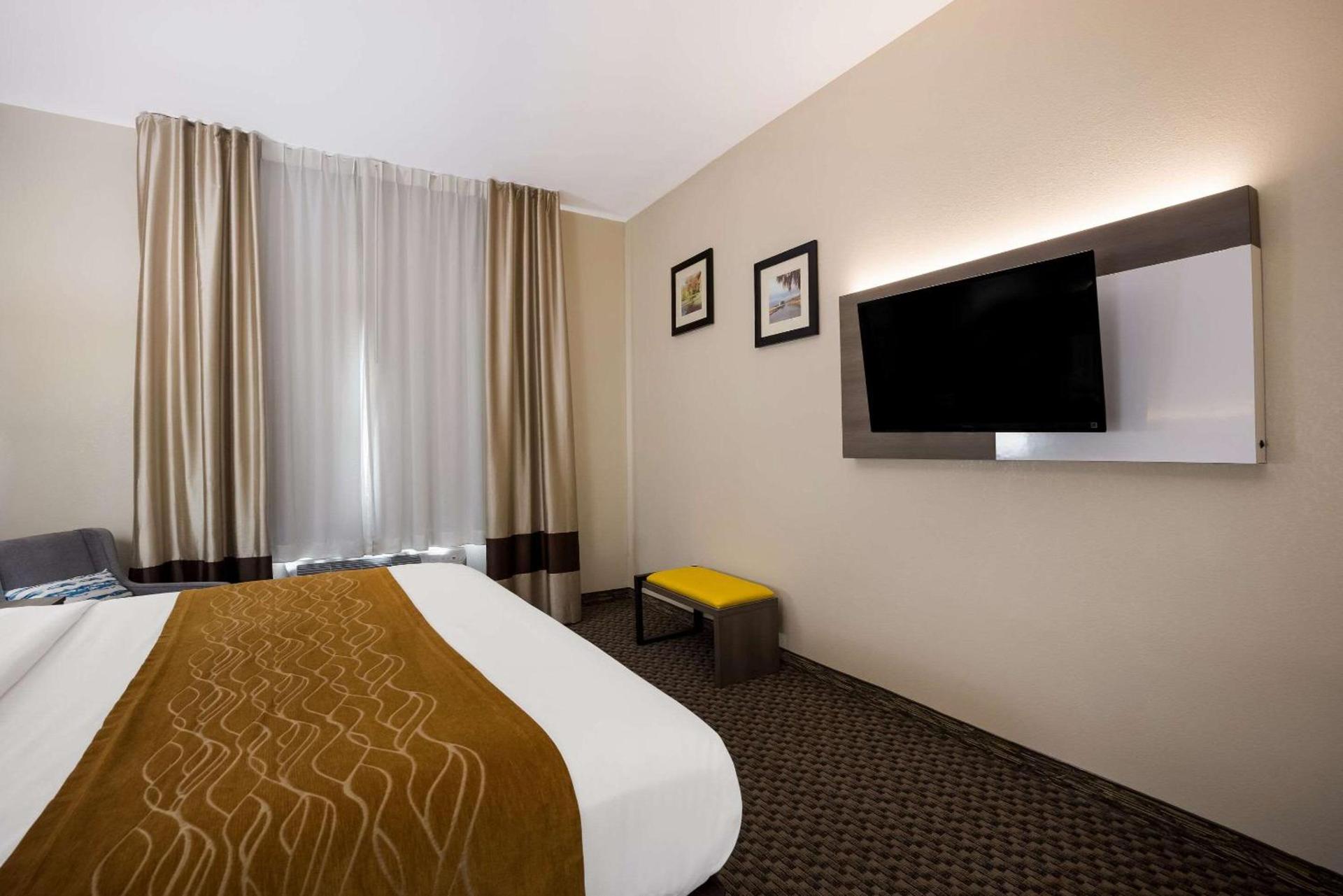 Comfort Inn & Suites Midway - Tallahassee West photo 18