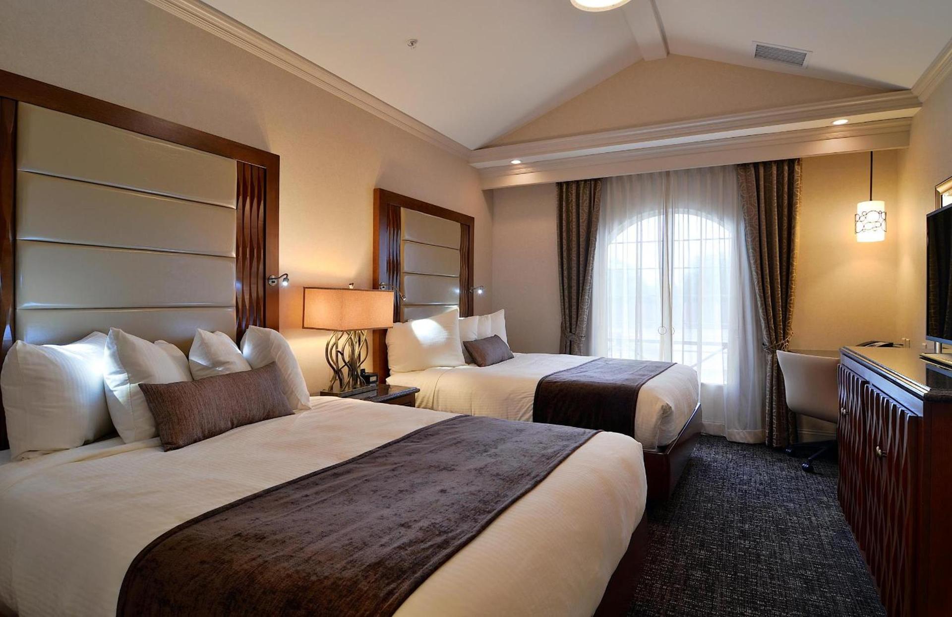 Eden Resort and Suites, BW Premier Collection photo 4