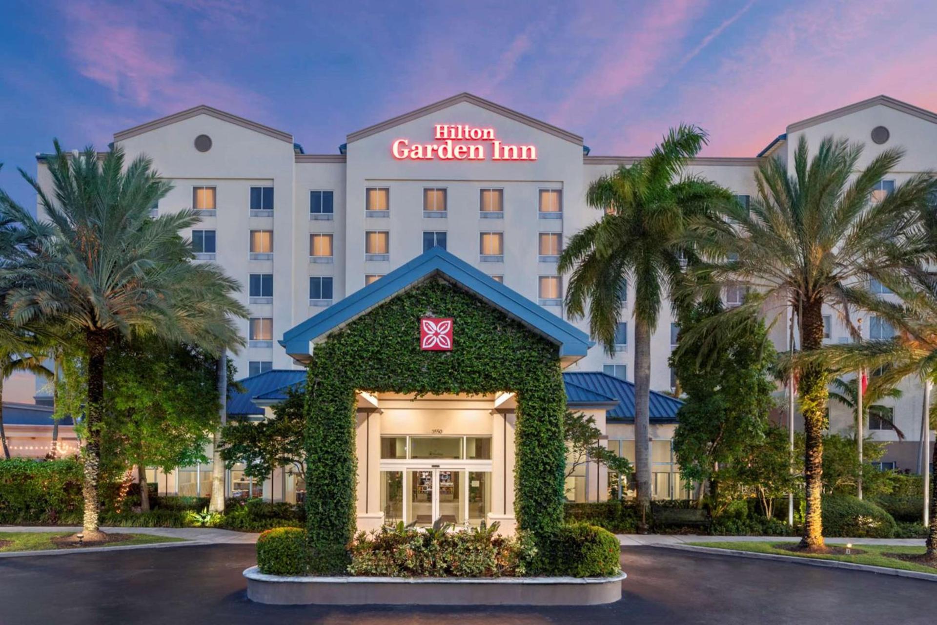 Hilton Garden Inn Miami Airport West photo 2