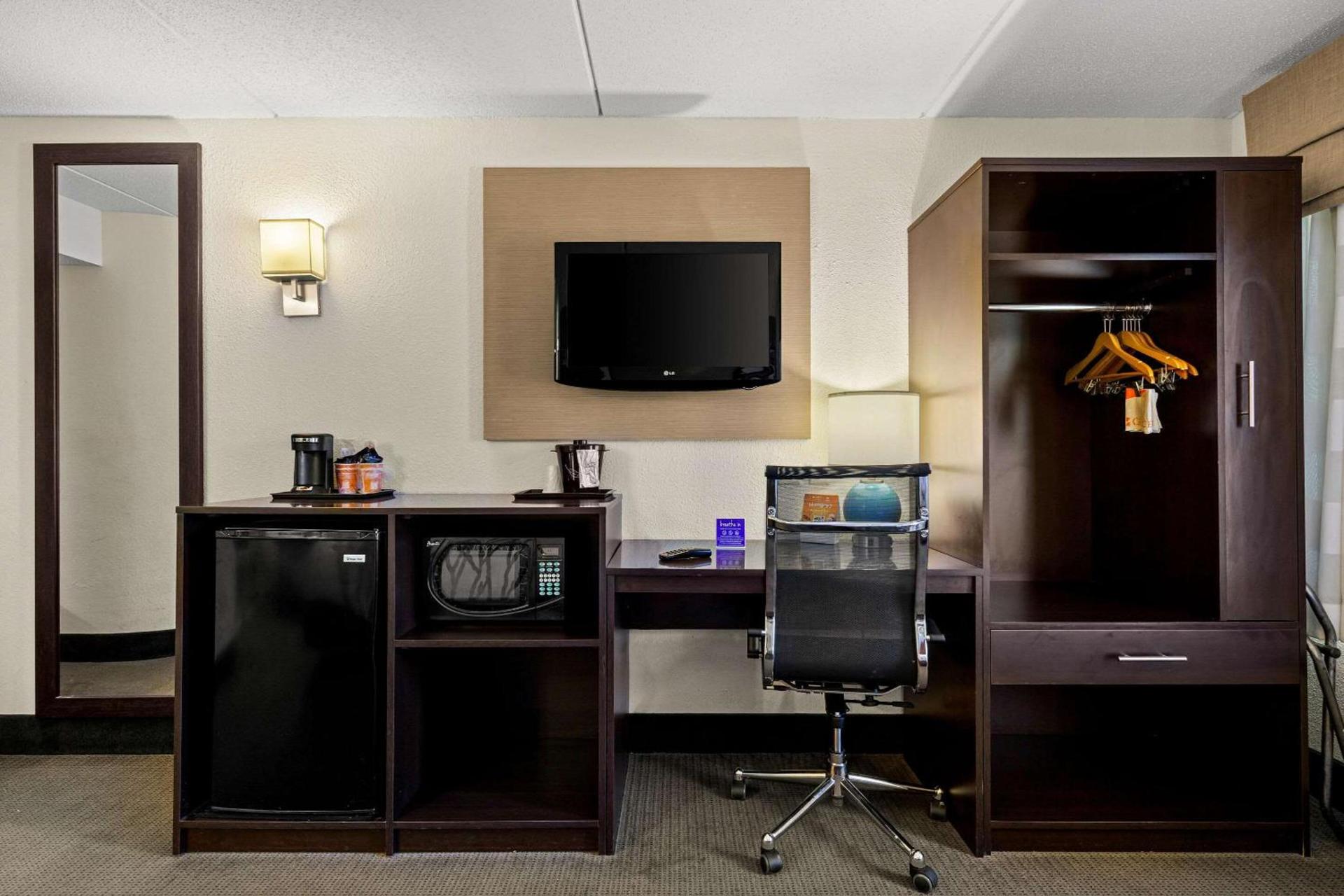 Sleep Inn Wilmington near University photo 10