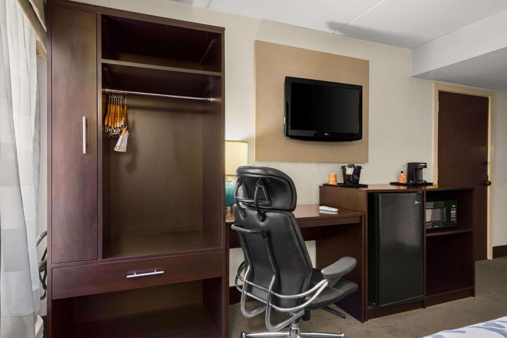 Sleep Inn Wilmington near University photo 15
