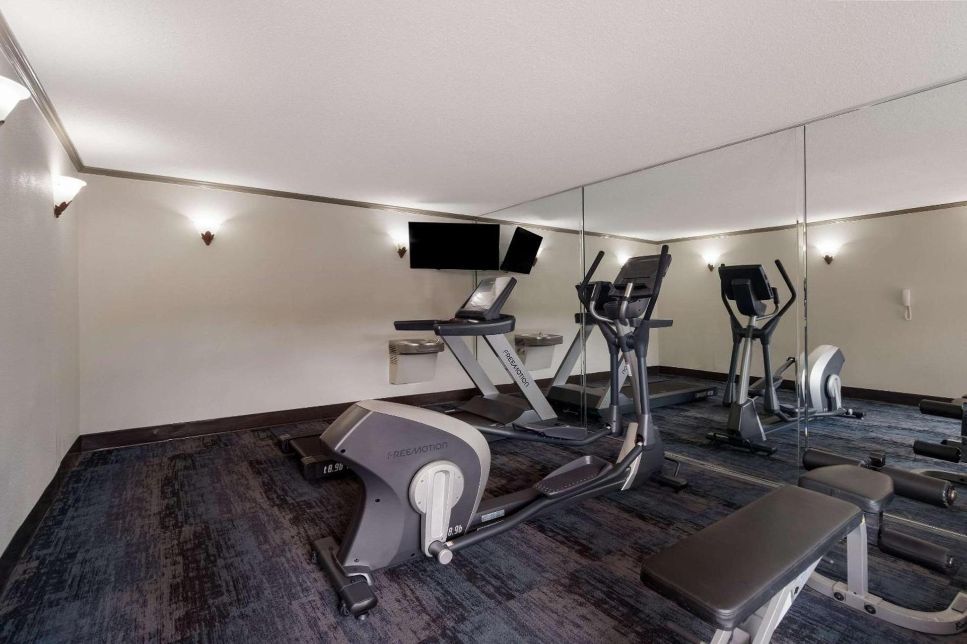 Quality Inn Fort Jackson photo 25