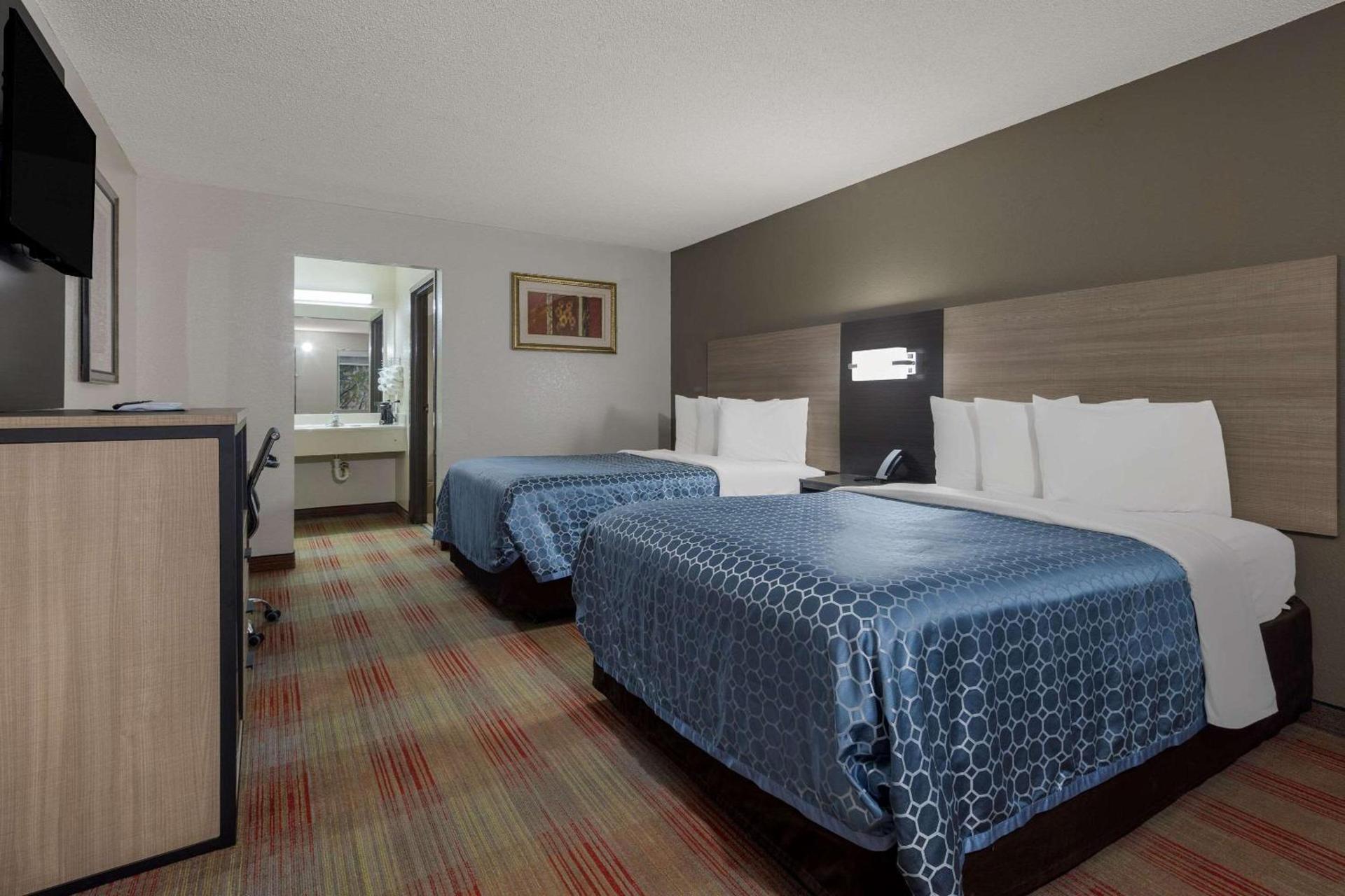 Rodeway Inn Ardmore I-65 photo 21
