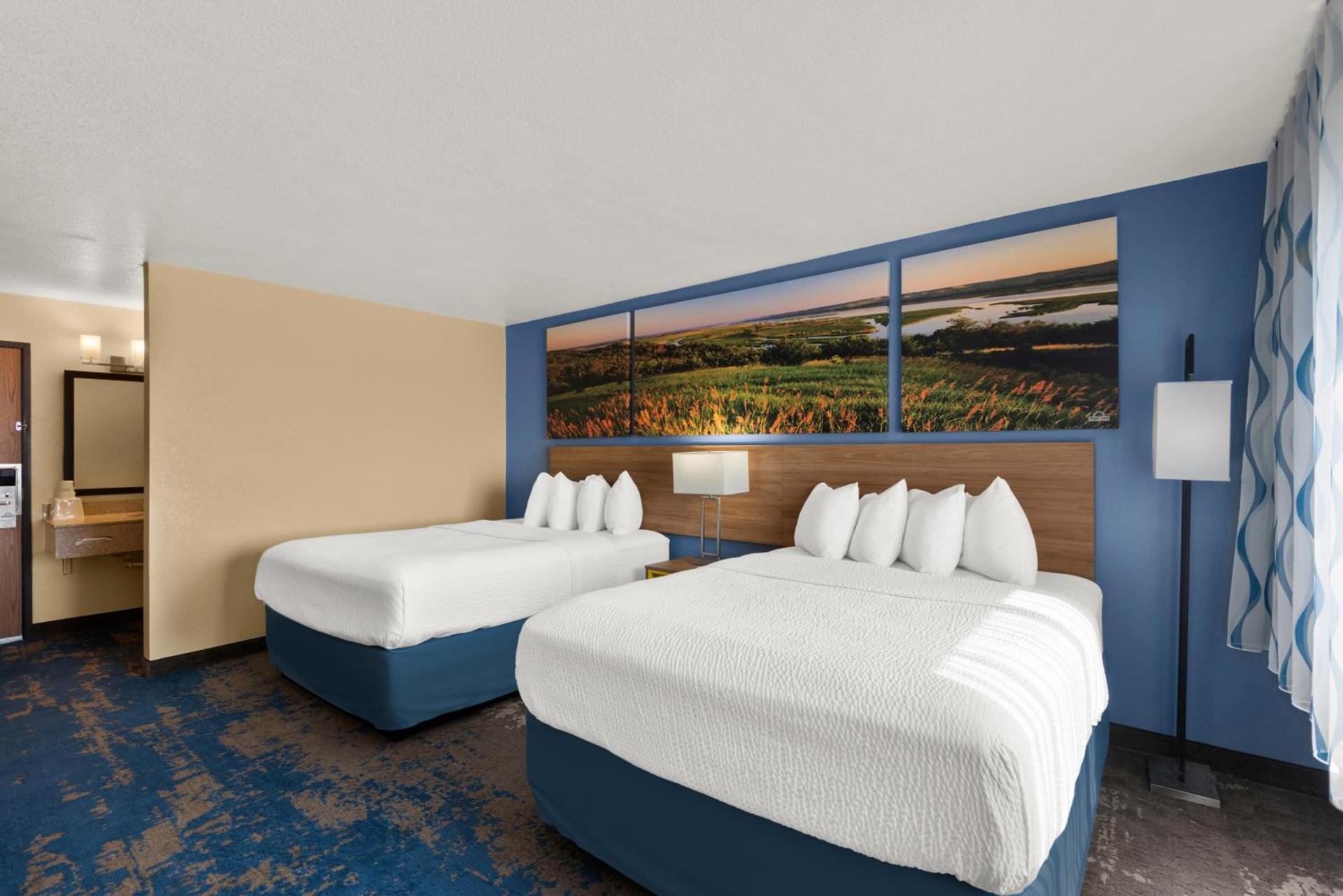 Days Inn by Wyndham Newton photo 43