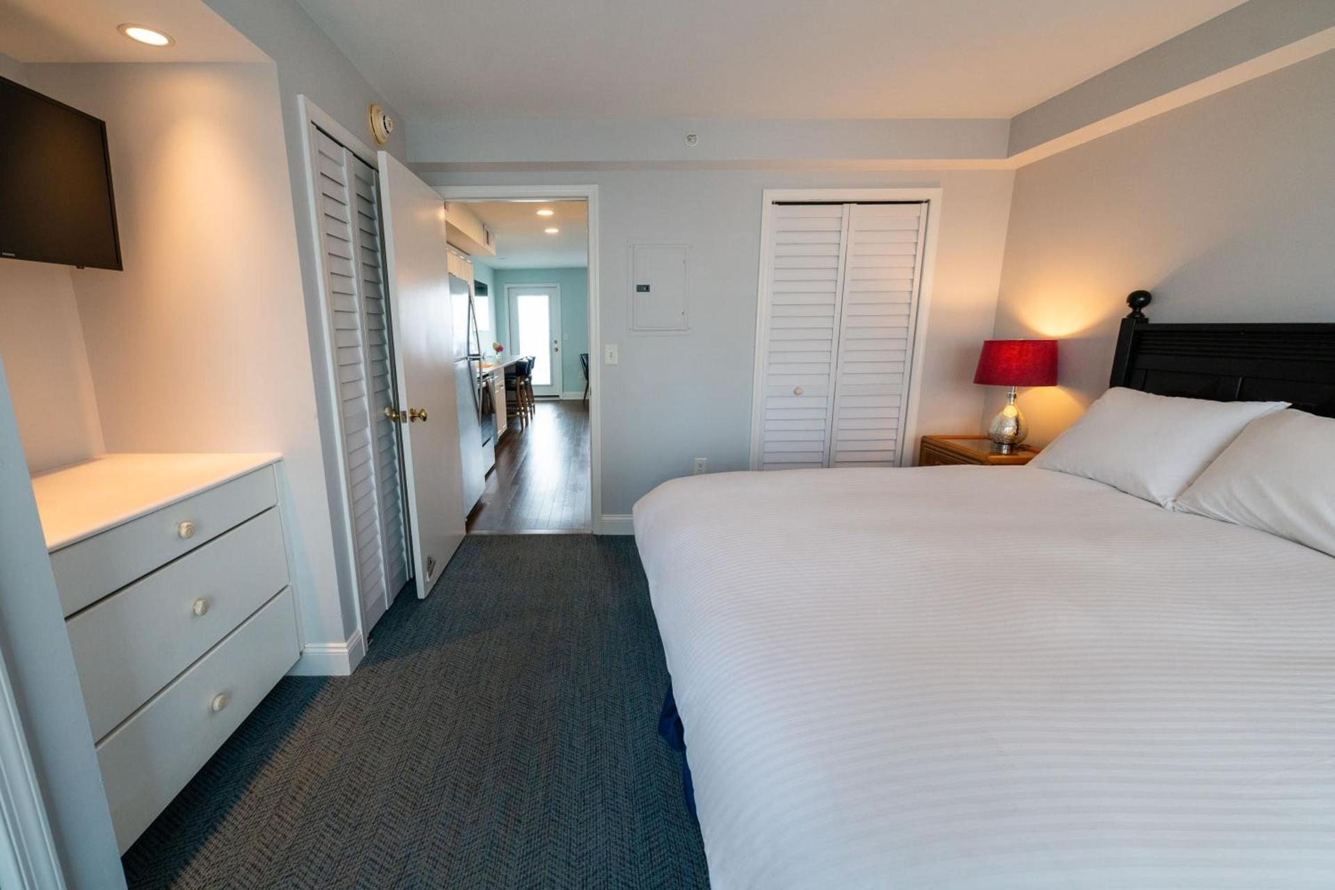 Sandpiper Beach Club photo 33