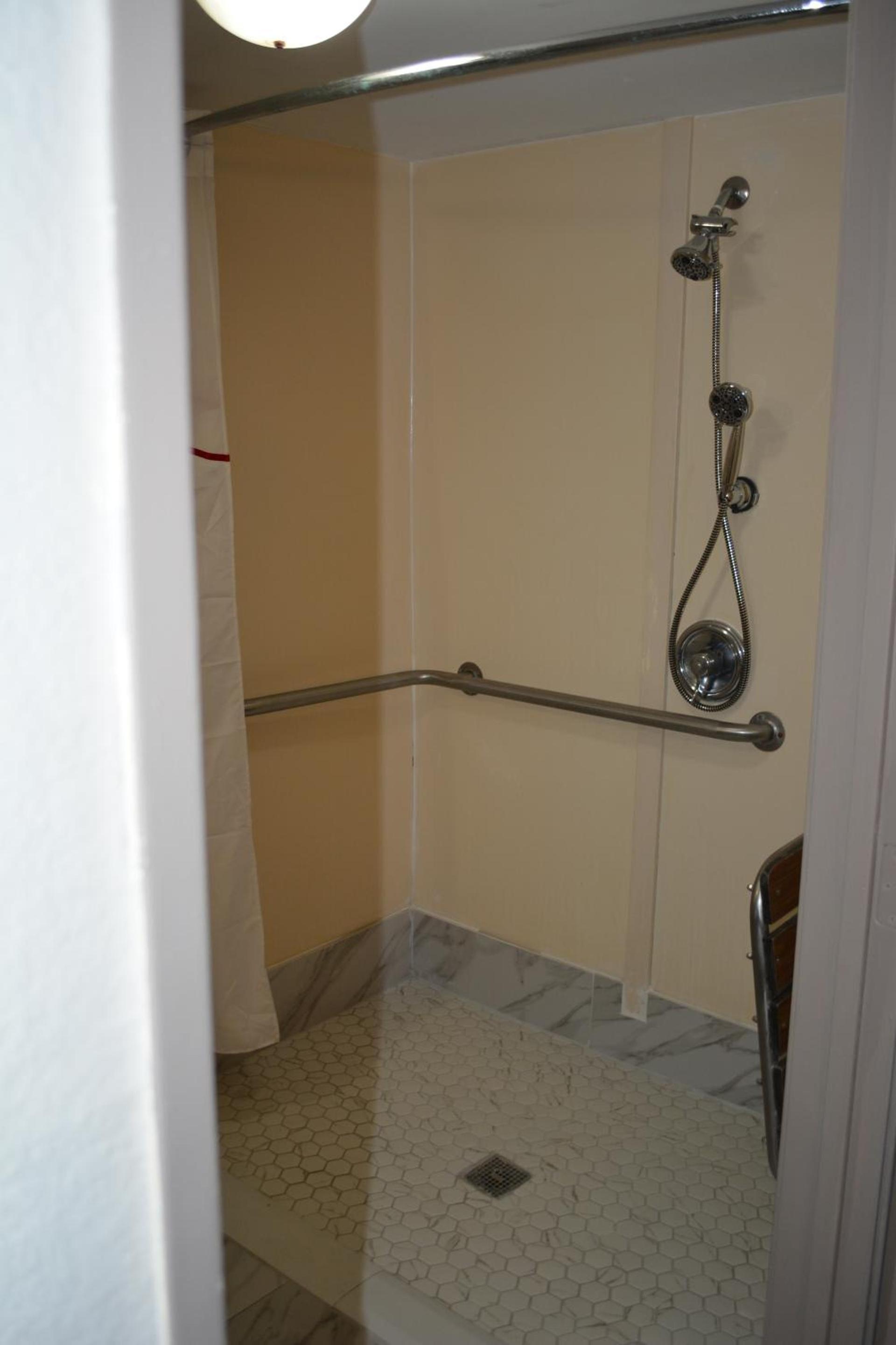 Red Roof Inn Jackson North – Ridgeland photo 21