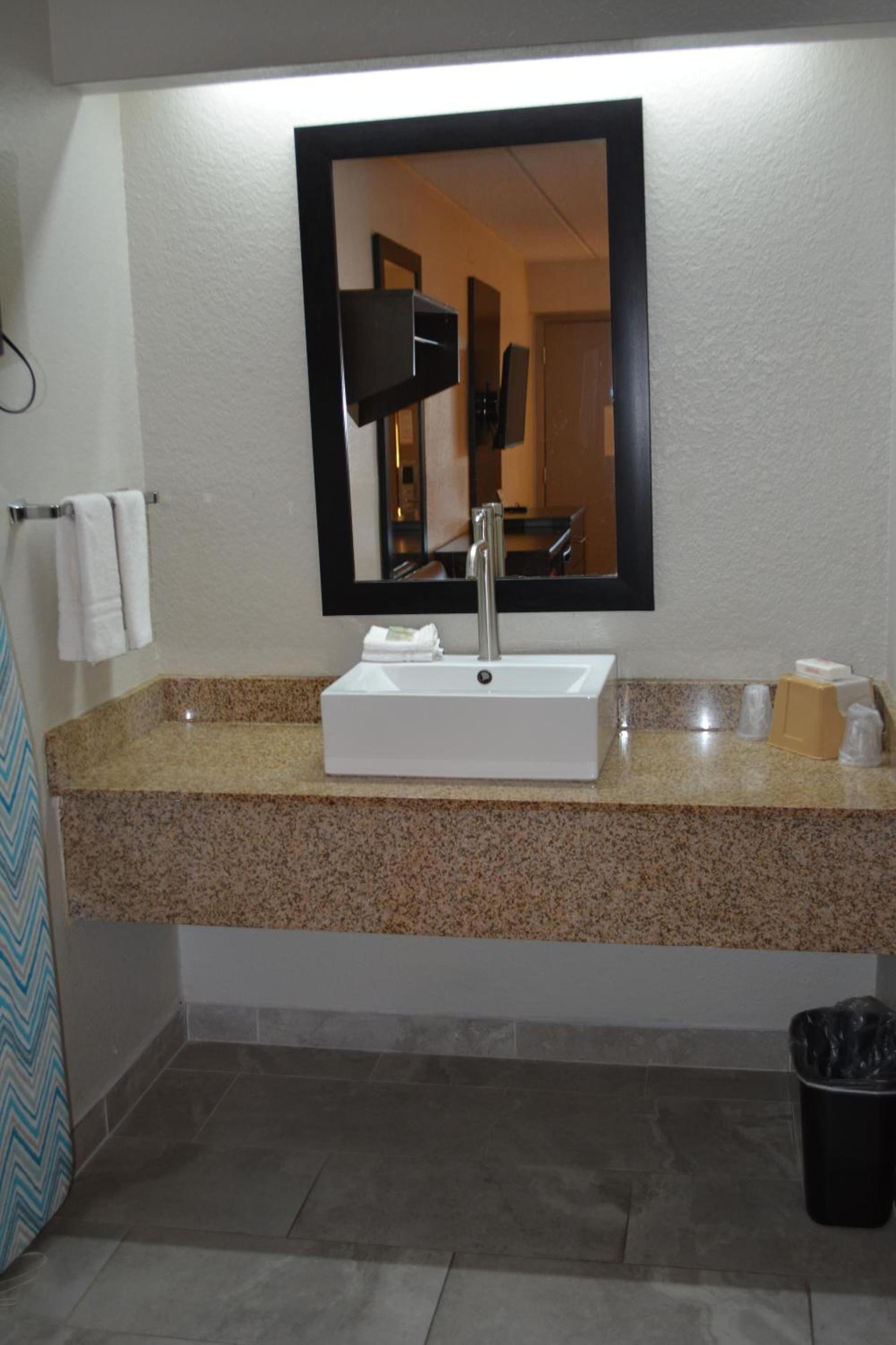Red Roof Inn Jackson North – Ridgeland photo 10