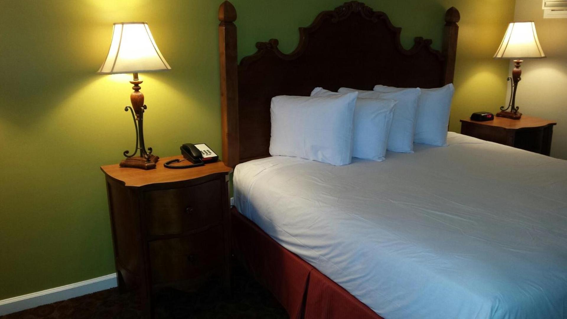Kentucky Lake Inn photo 6
