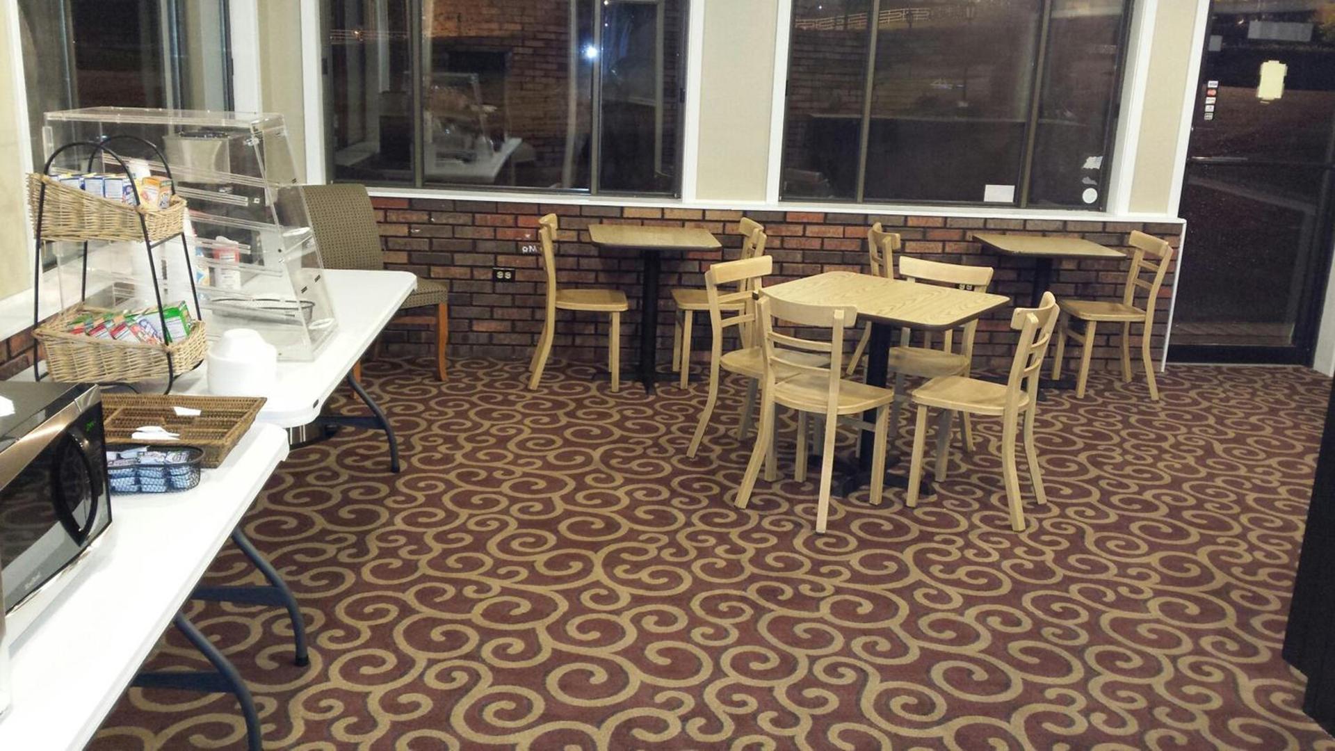 Kentucky Lake Inn photo 8