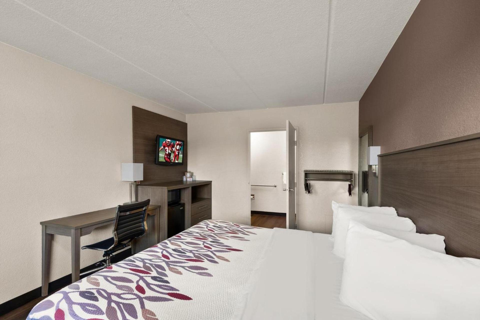 Red Roof Inn Binghamton - Johnson City photo 21