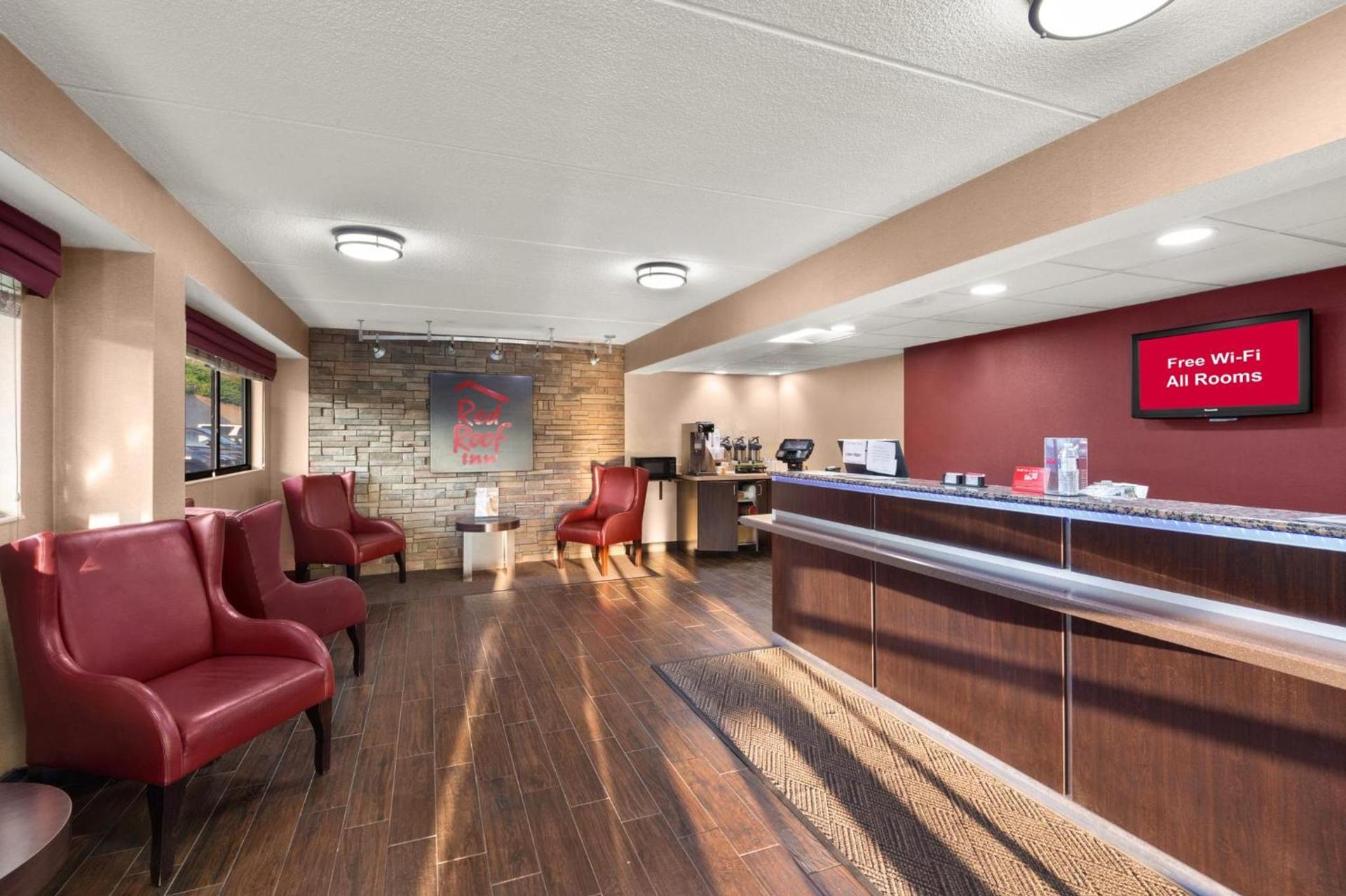 Red Roof Inn Binghamton - Johnson City photo 10