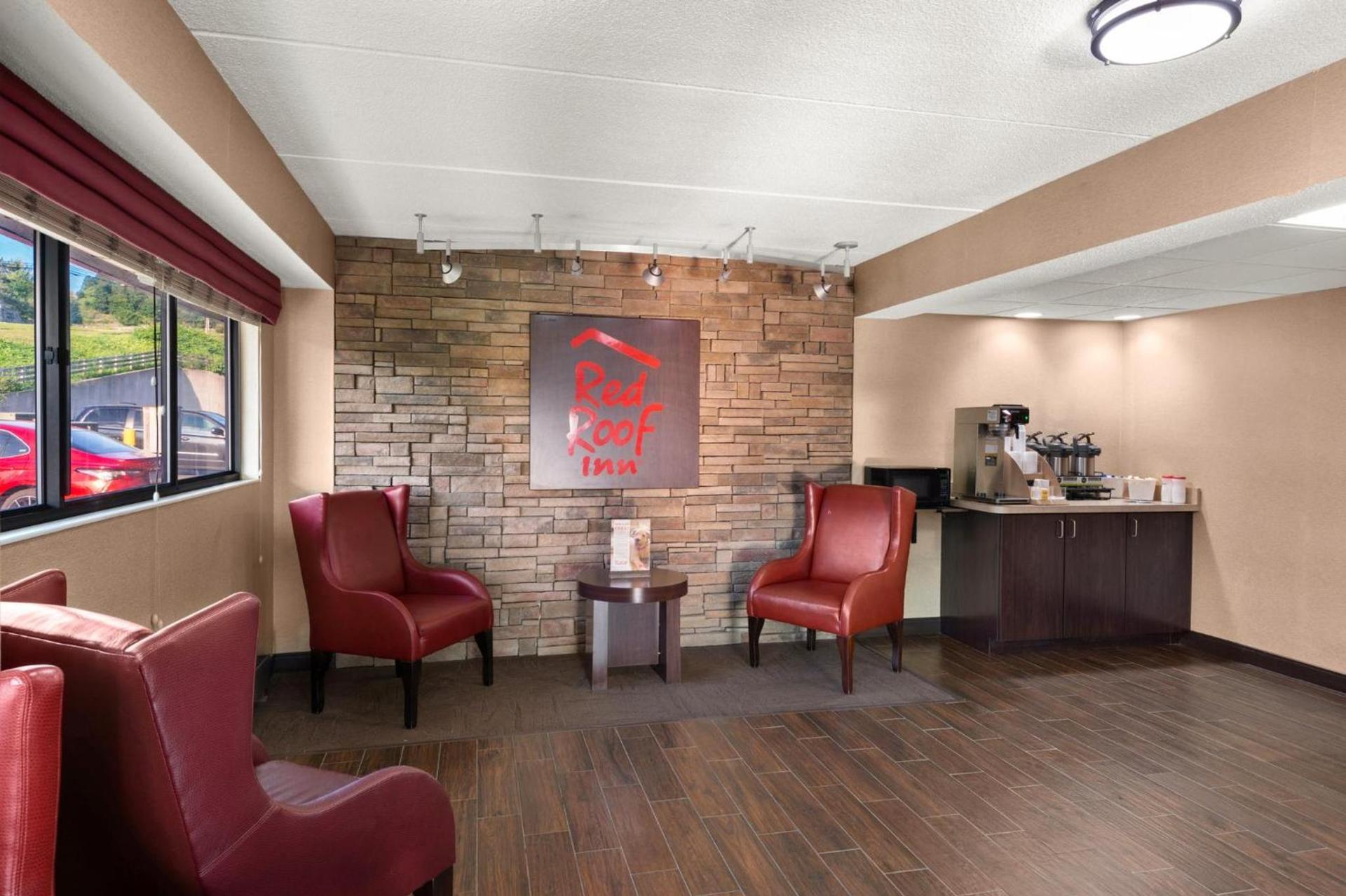 Red Roof Inn Binghamton - Johnson City photo 11