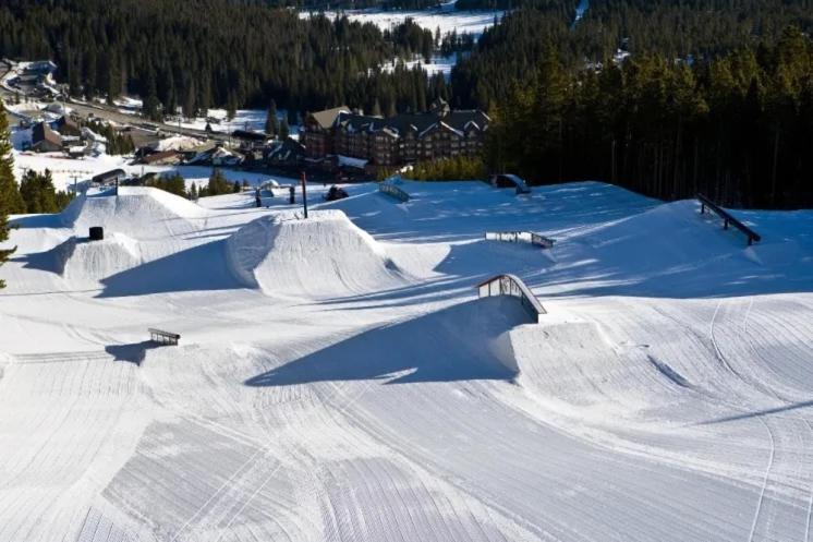 Exquisite Upscale Oasis · Ski Resort photo 10