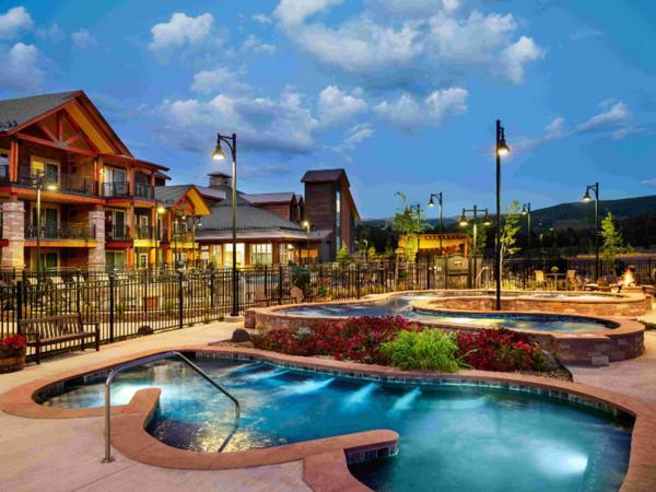 Exquisite Upscale Oasis · Ski Resort photo 2
