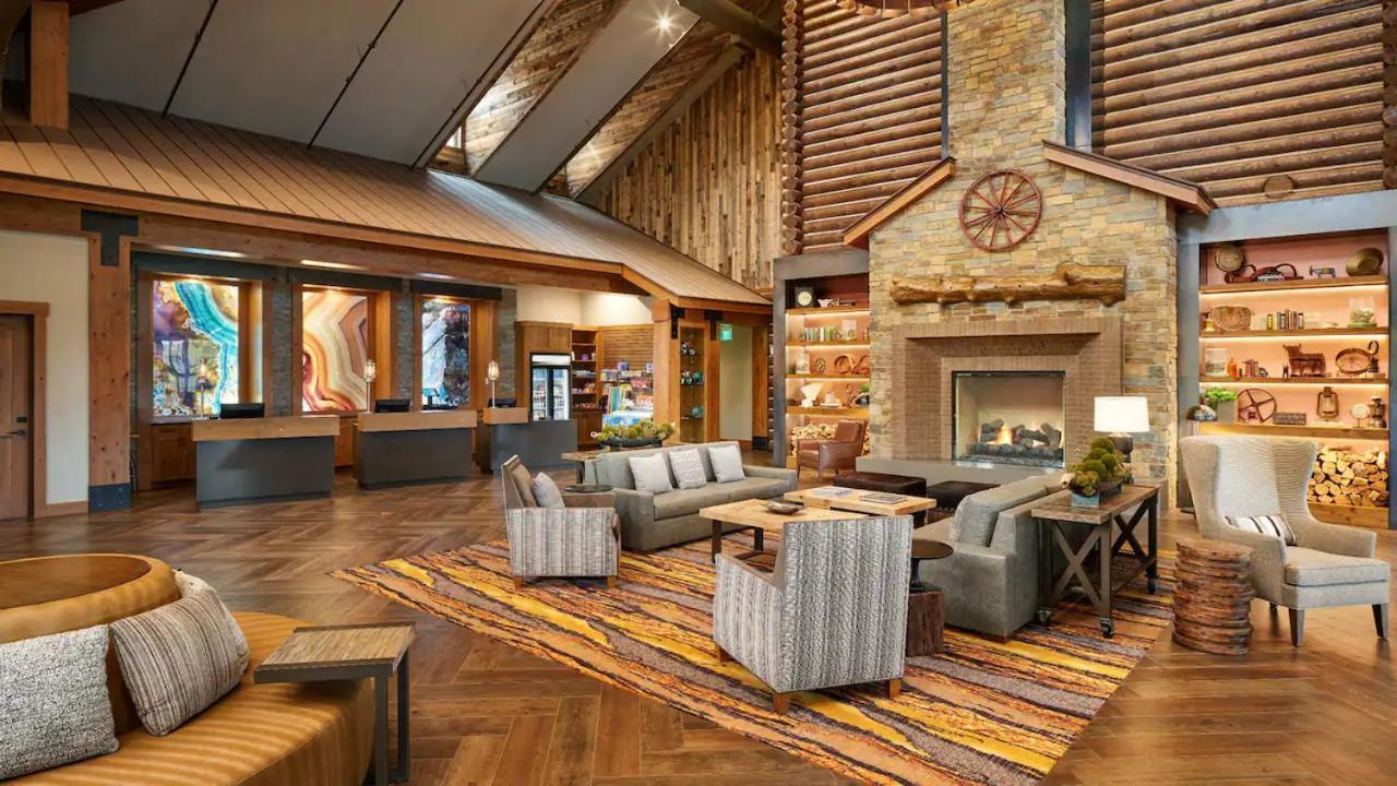 Exquisite Upscale Oasis · Ski Resort photo 5