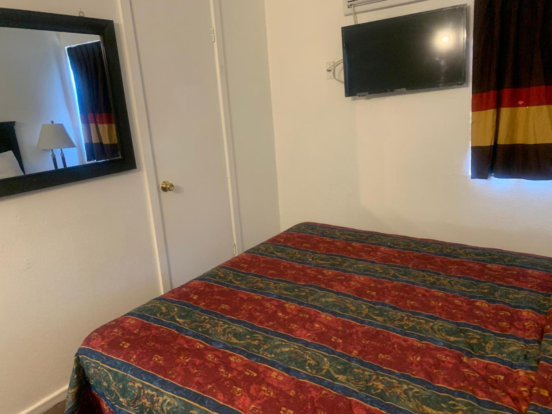 Encore Inn Inglewood photo 66