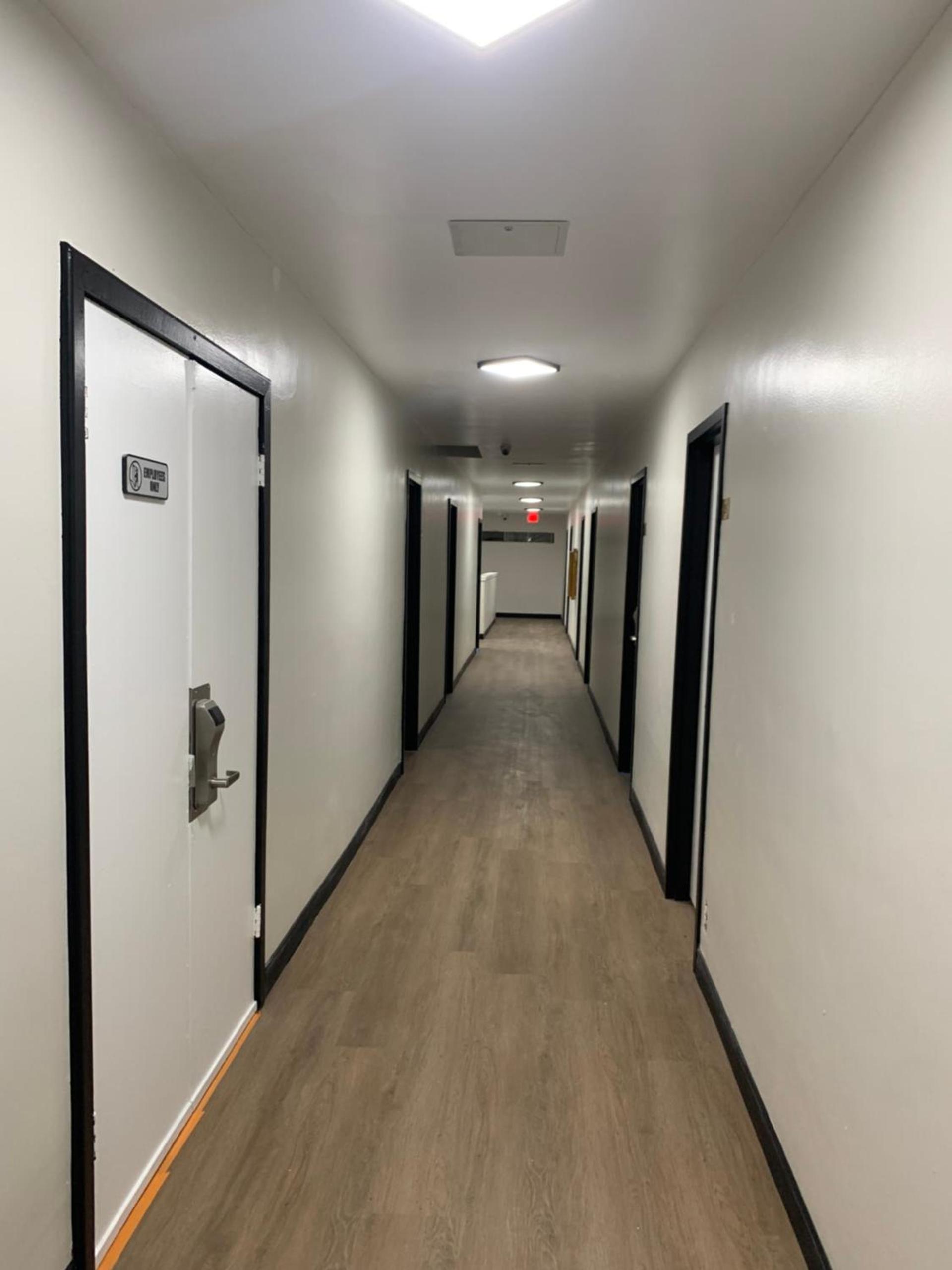 Encore Inn Inglewood photo 48