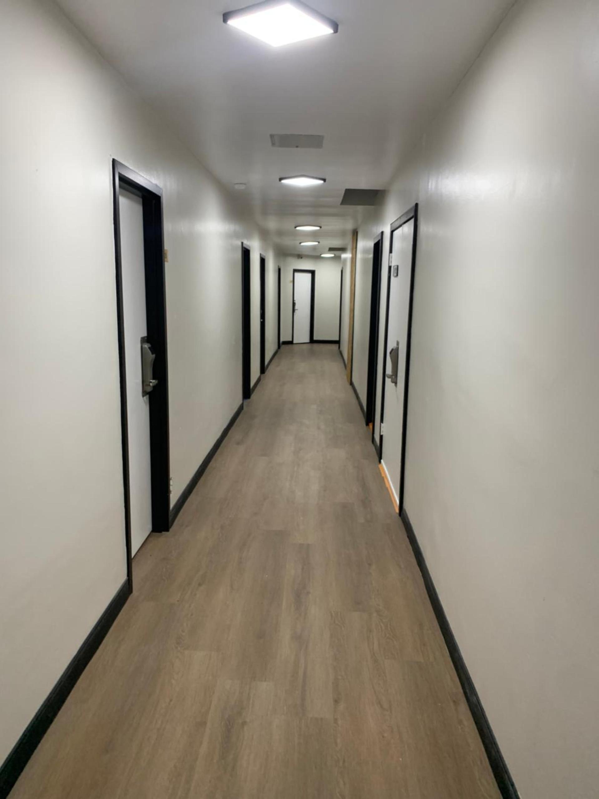 Encore Inn Inglewood photo 47