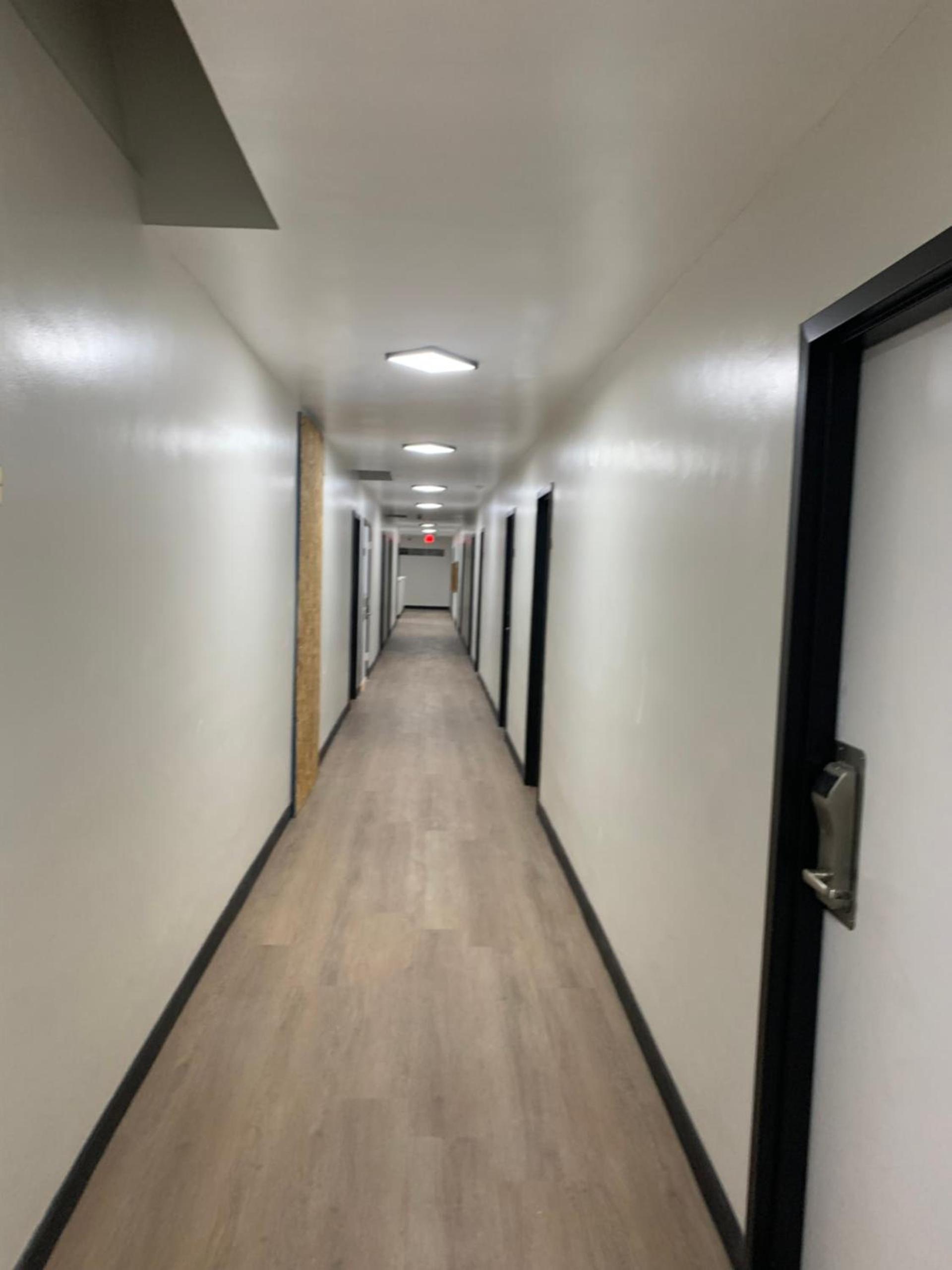 Encore Inn Inglewood photo 44
