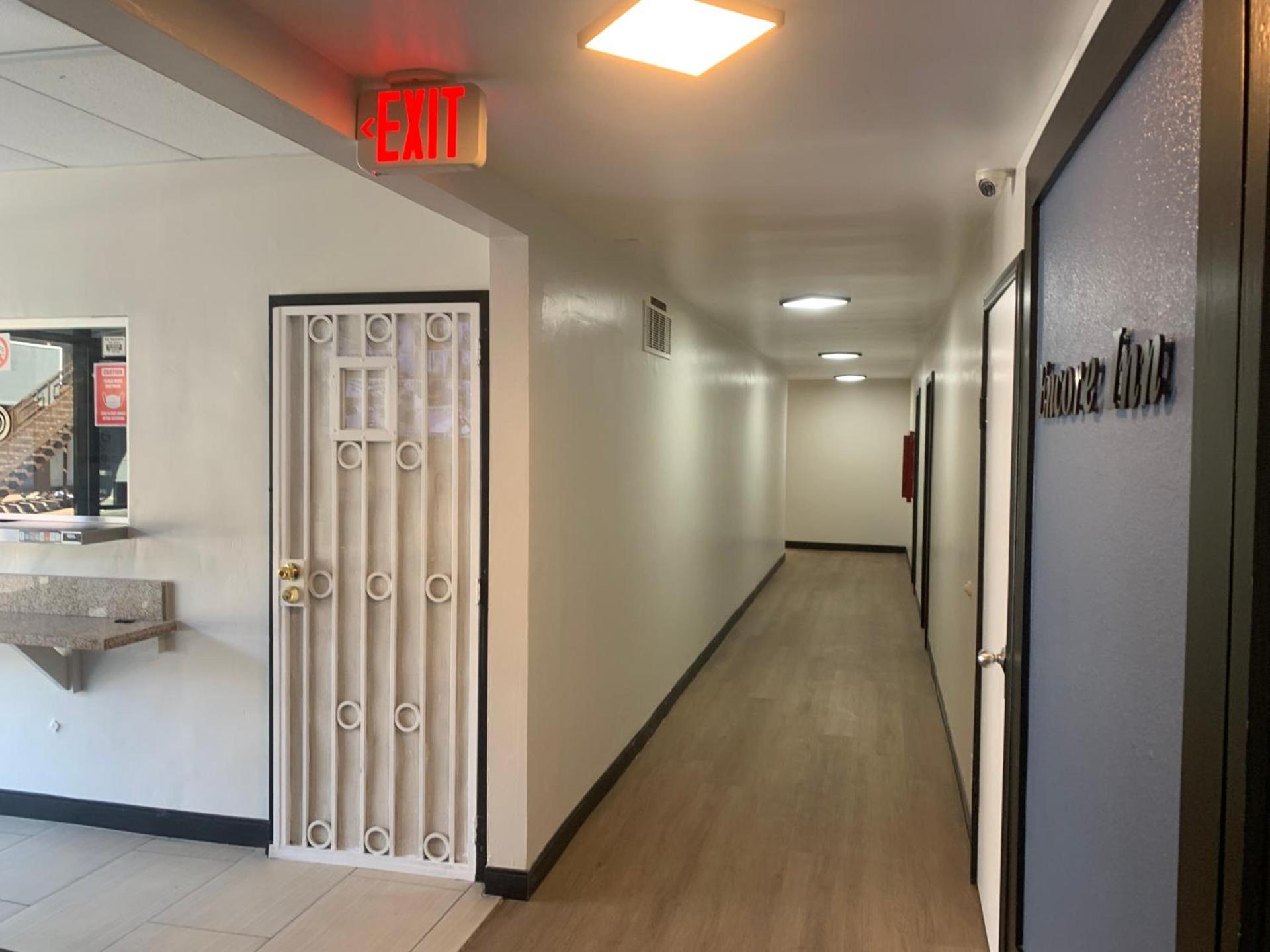 Encore Inn Inglewood photo 42