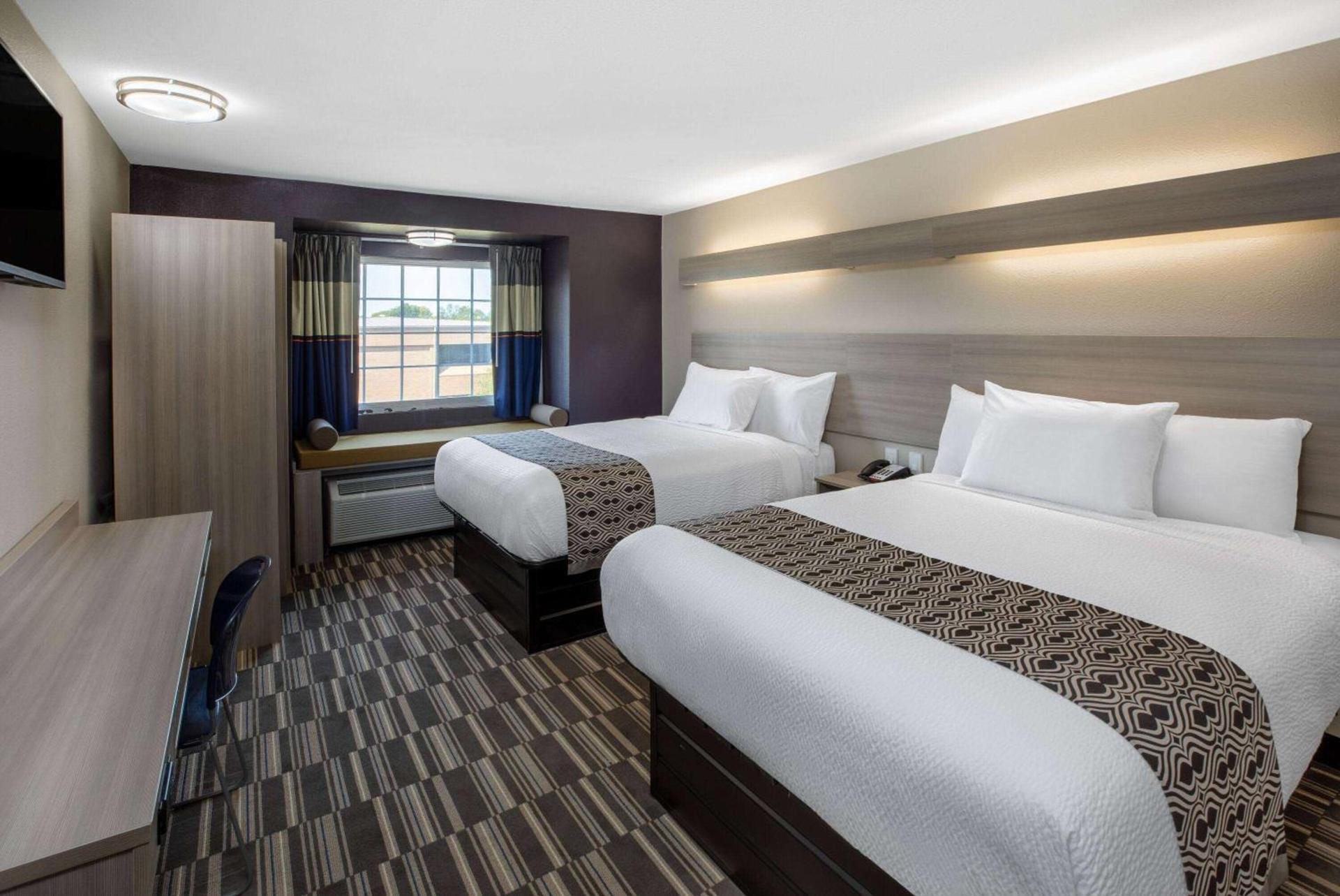 Microtel Inn & Suites by Wyndham Bossier City photo 44