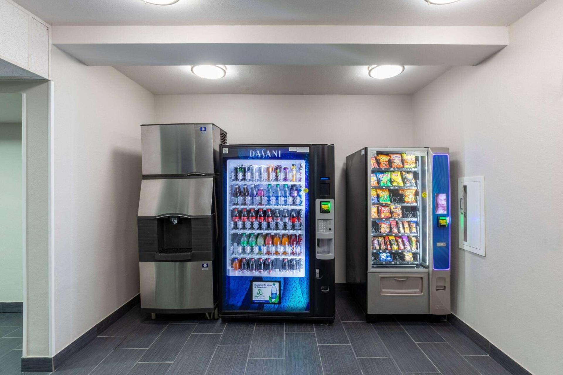Microtel Inn & Suites by Wyndham Bossier City photo 65