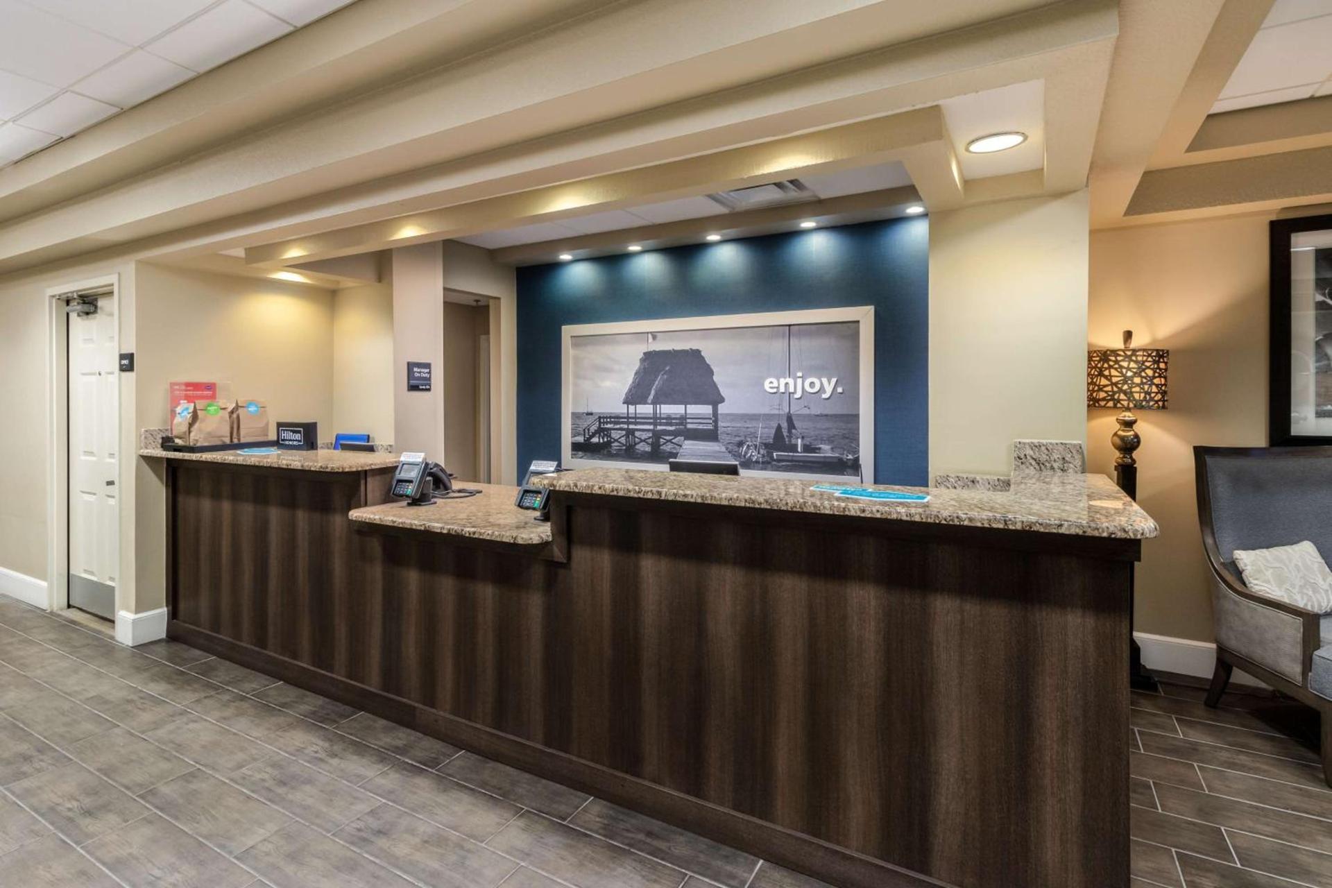 Hampton Inn Daytona Shores-Oceanfront photo 5