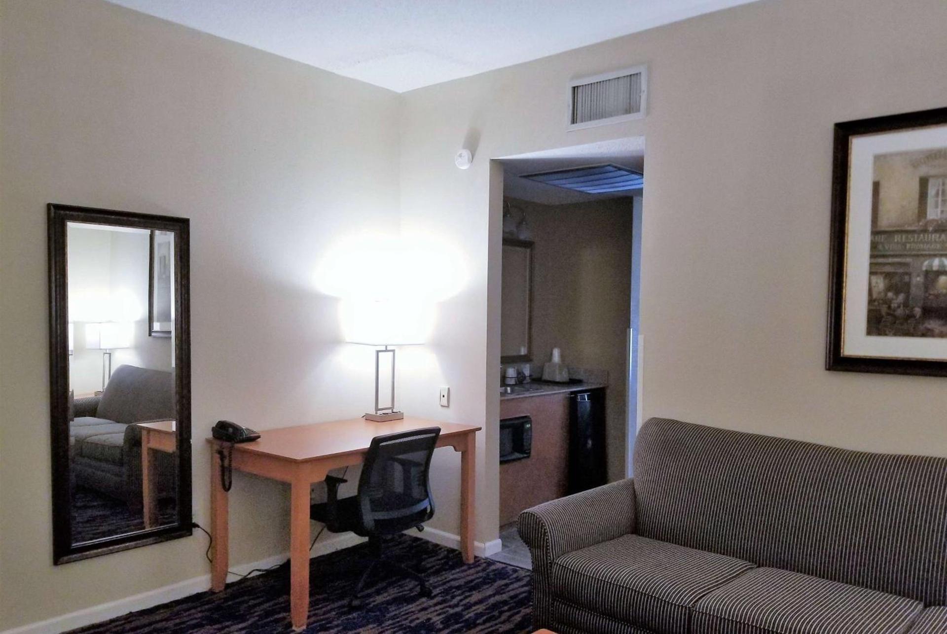 Baymont by Wyndham Indianapolis Northwest photo 33