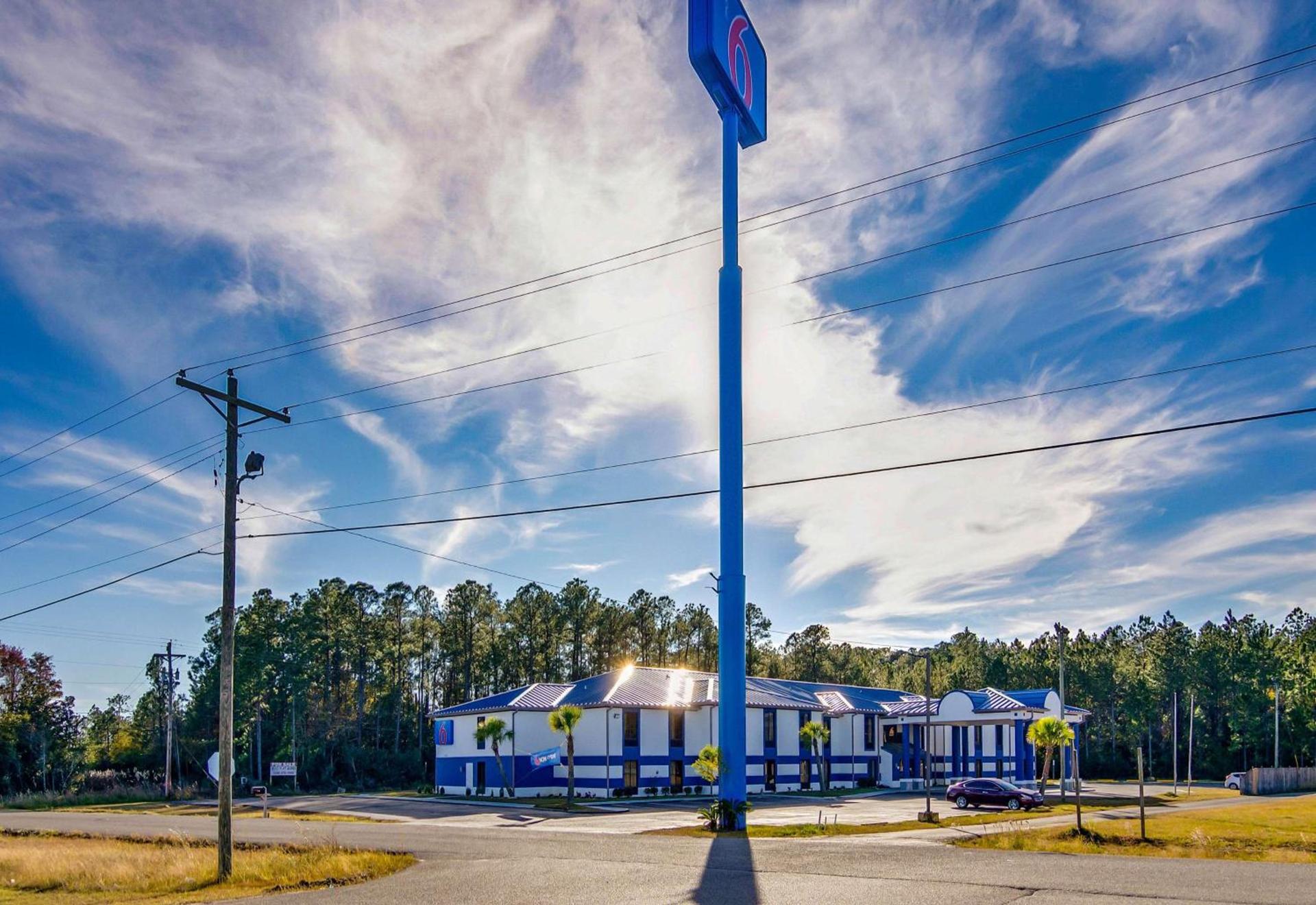 Motel 6 Moss Point, MS photo 2