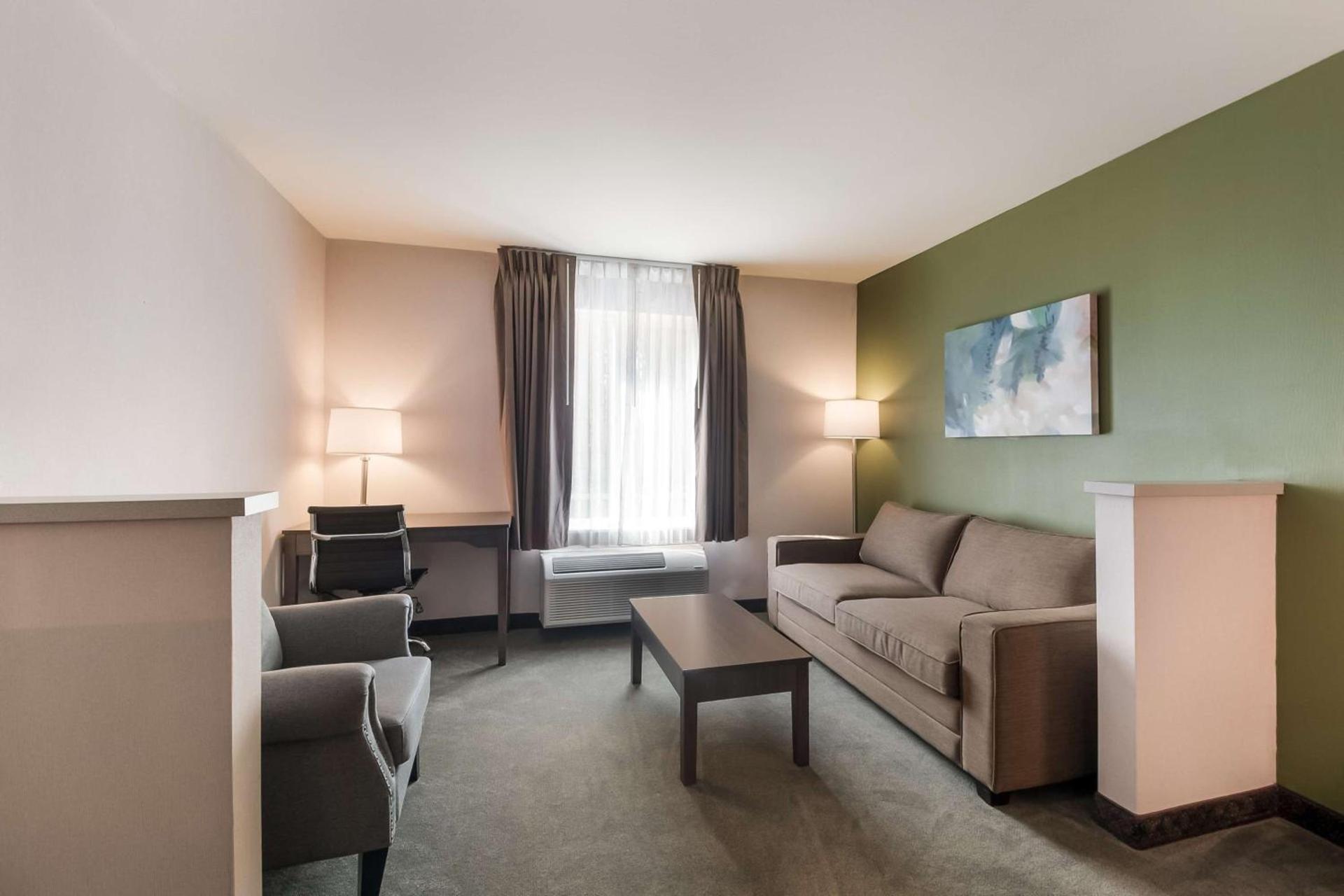 SureStay Plus Hotel by Best Western SeaTac Airport photo 7