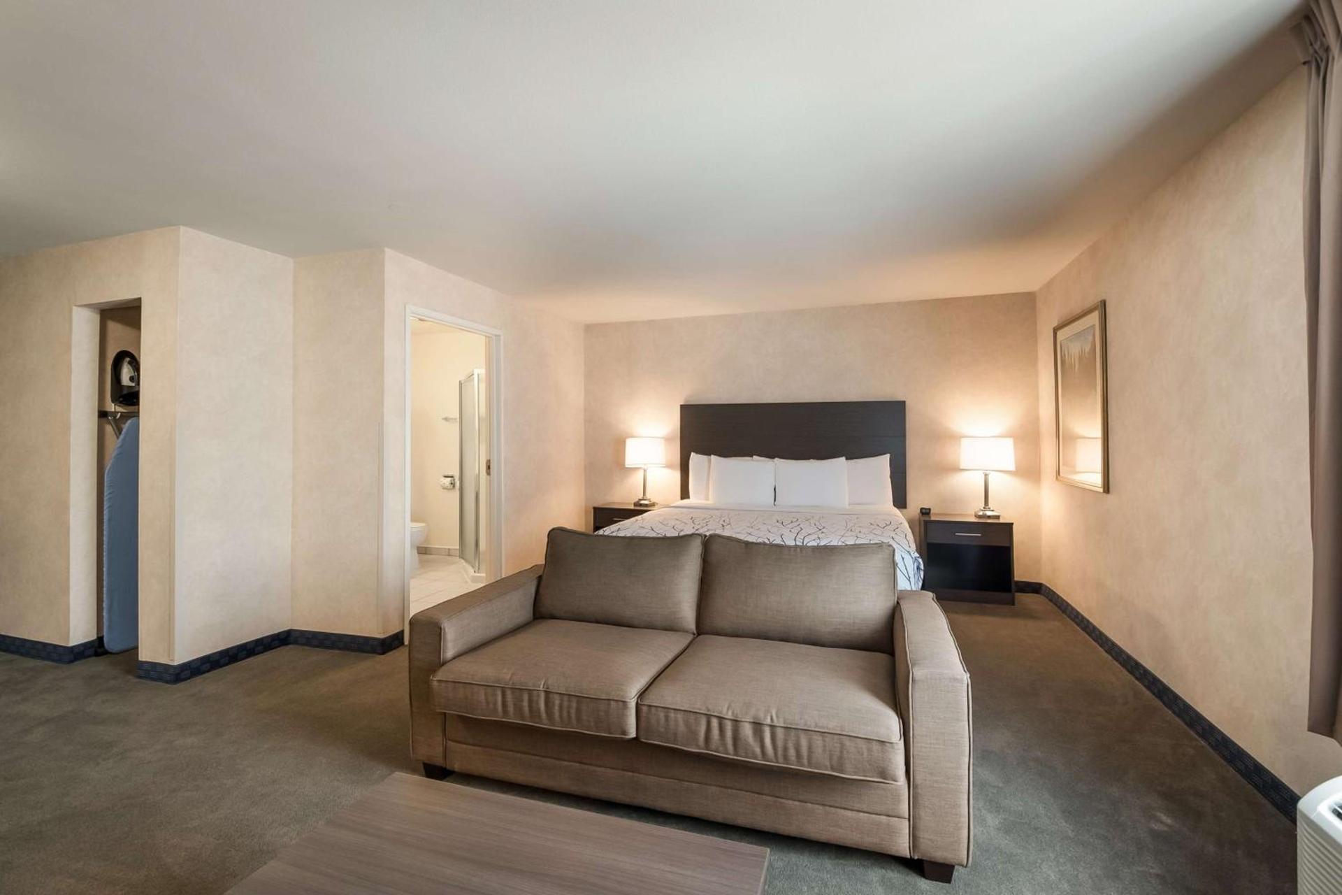 SureStay Plus Hotel by Best Western SeaTac Airport photo 10