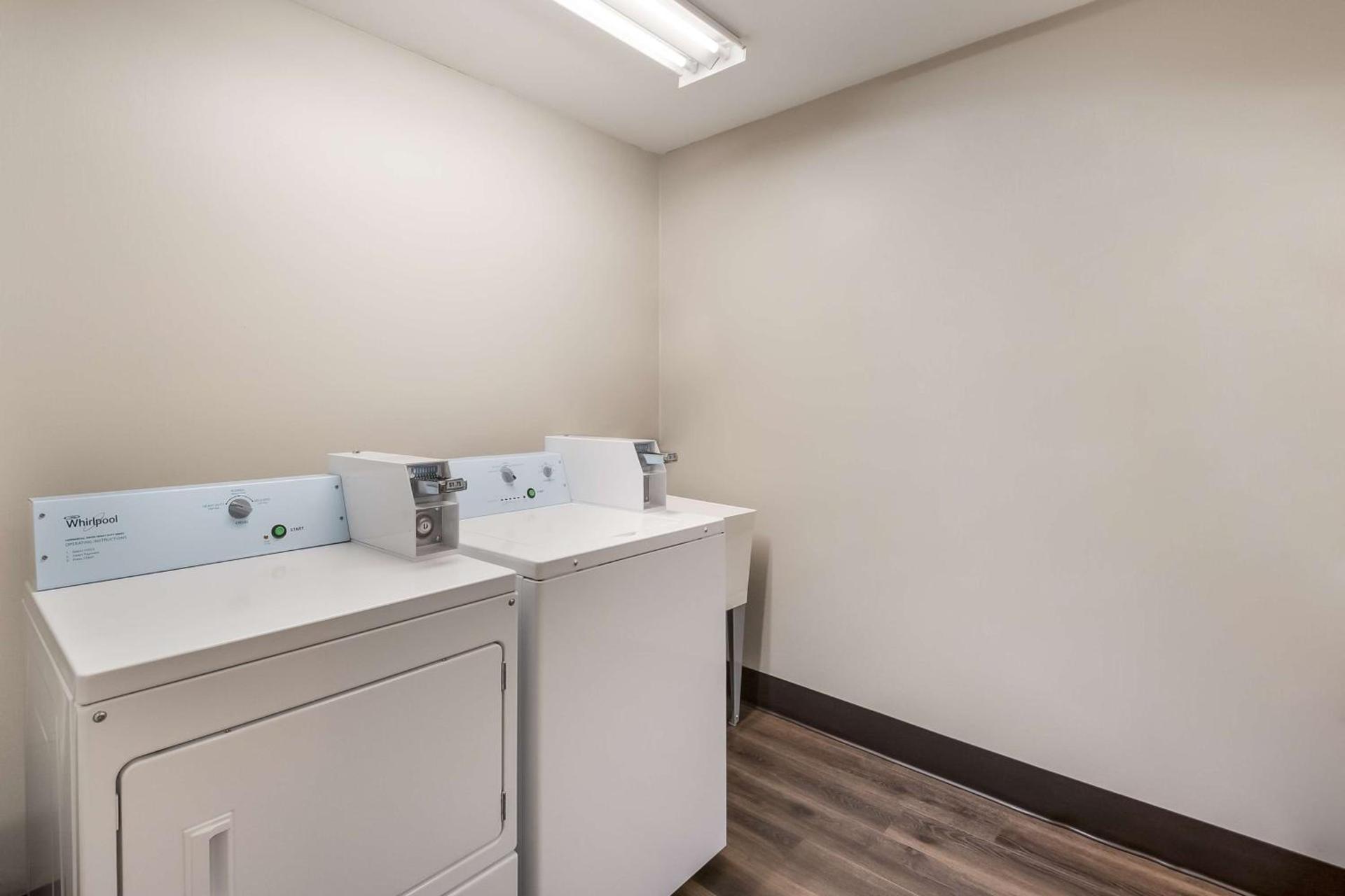 SureStay Plus Hotel by Best Western SeaTac Airport photo 24