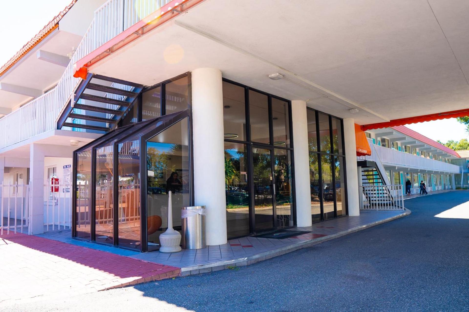 Howard Johnson by Wyndham Clearwater - Dunedin photo 3