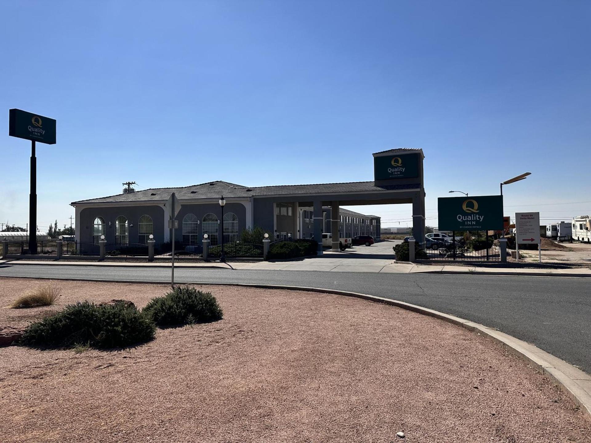 Quality Inn Winslow I-40 photo 26