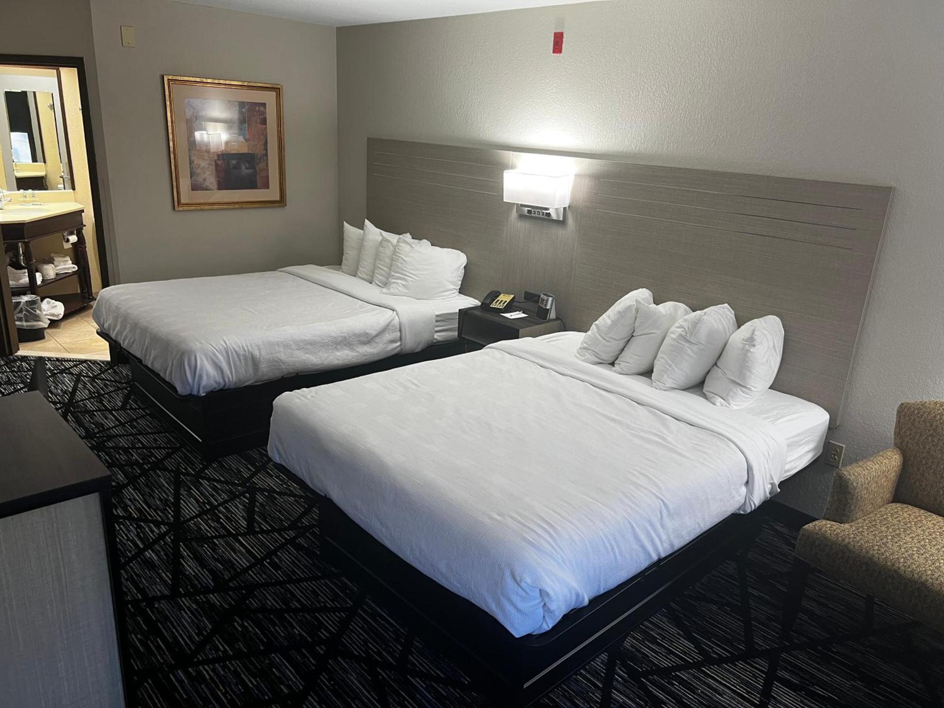Baymont By Wyndham Monroe Ohio photo 20