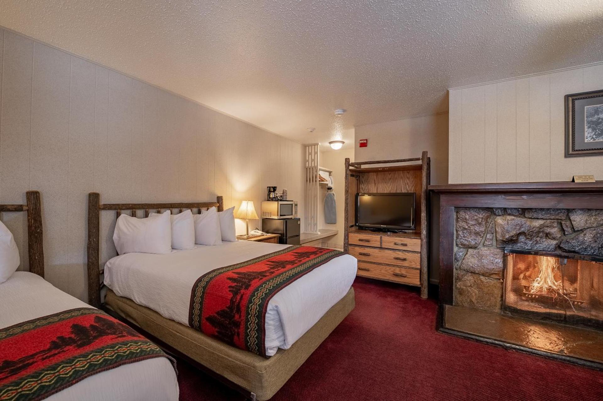 Antler Inn photo 5