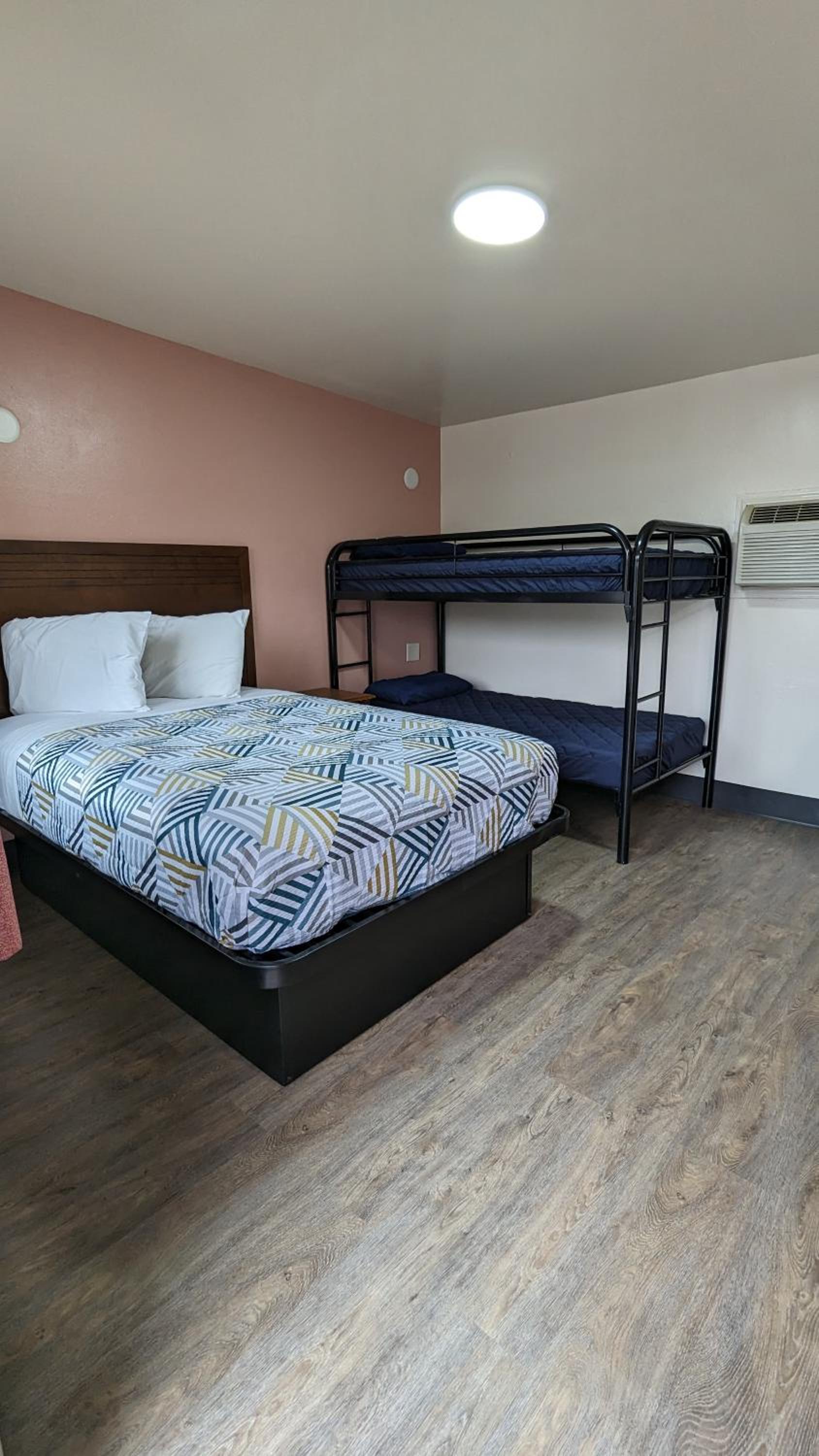 Portland Value Inn photo 3