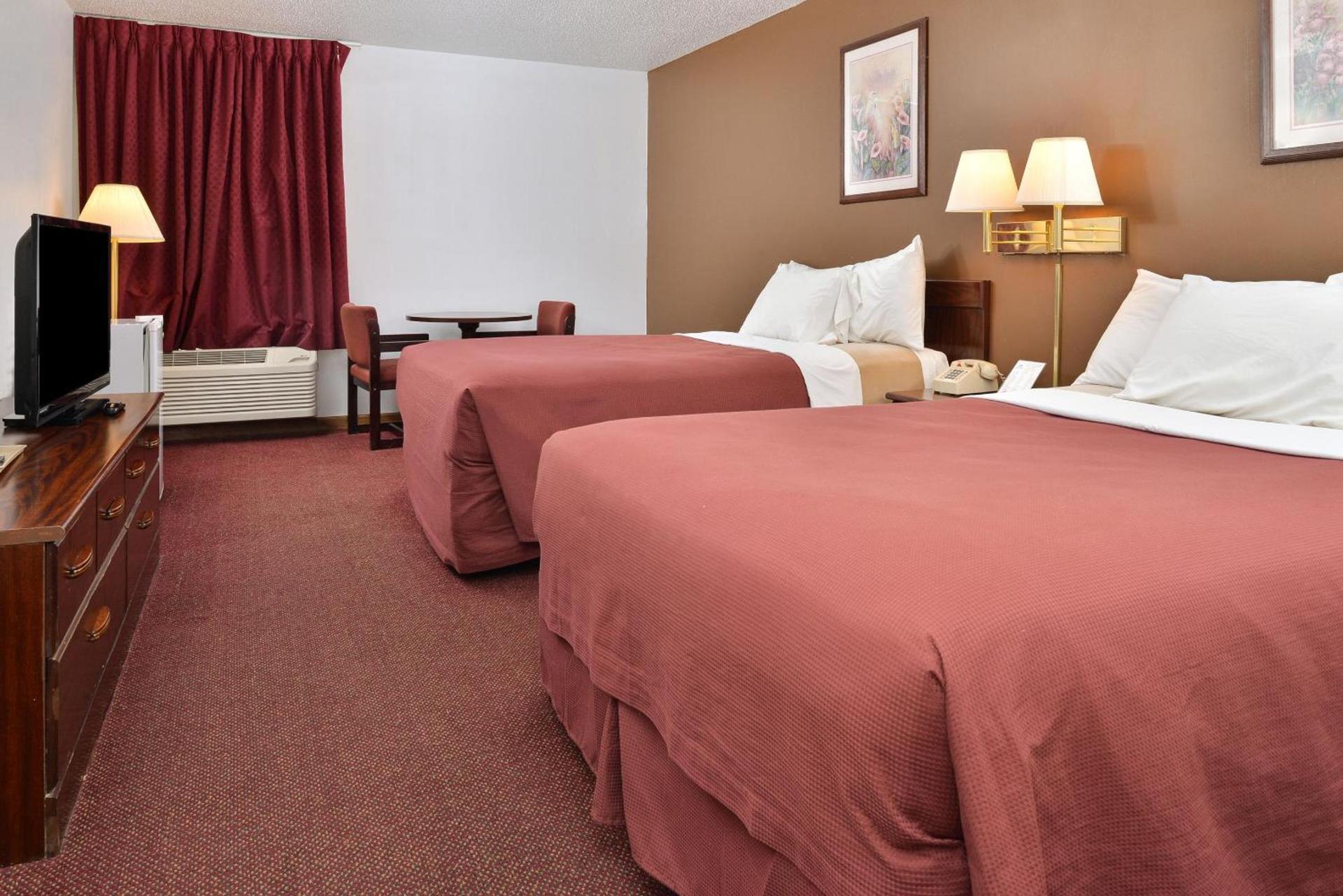 America's Best Value Inn Beardstown photo 3