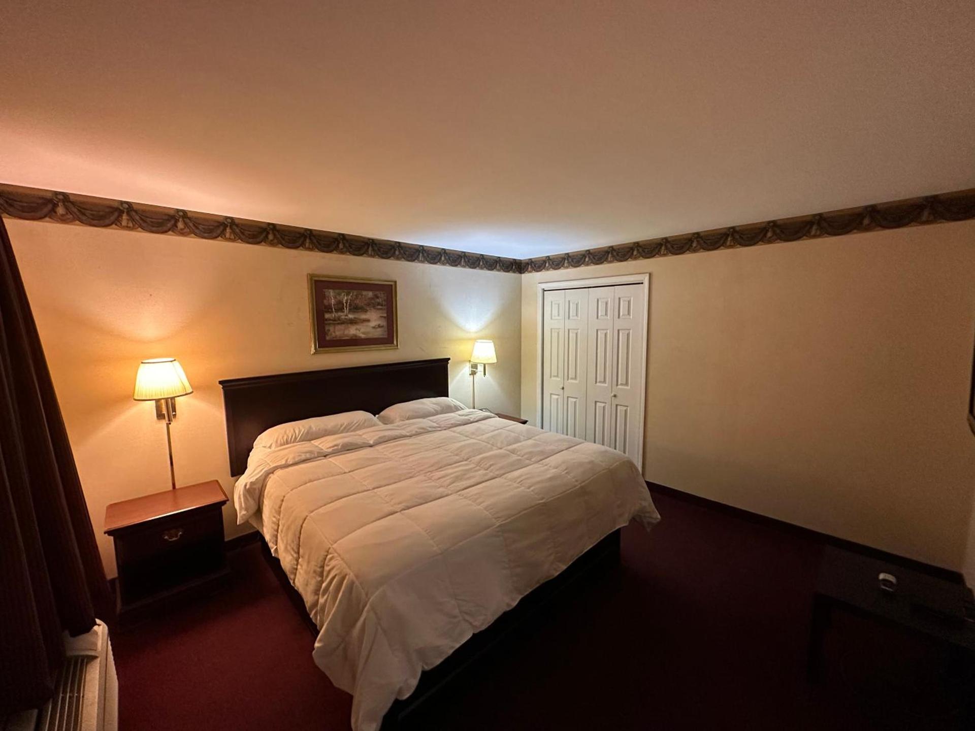 The Stratton Inn photo 2