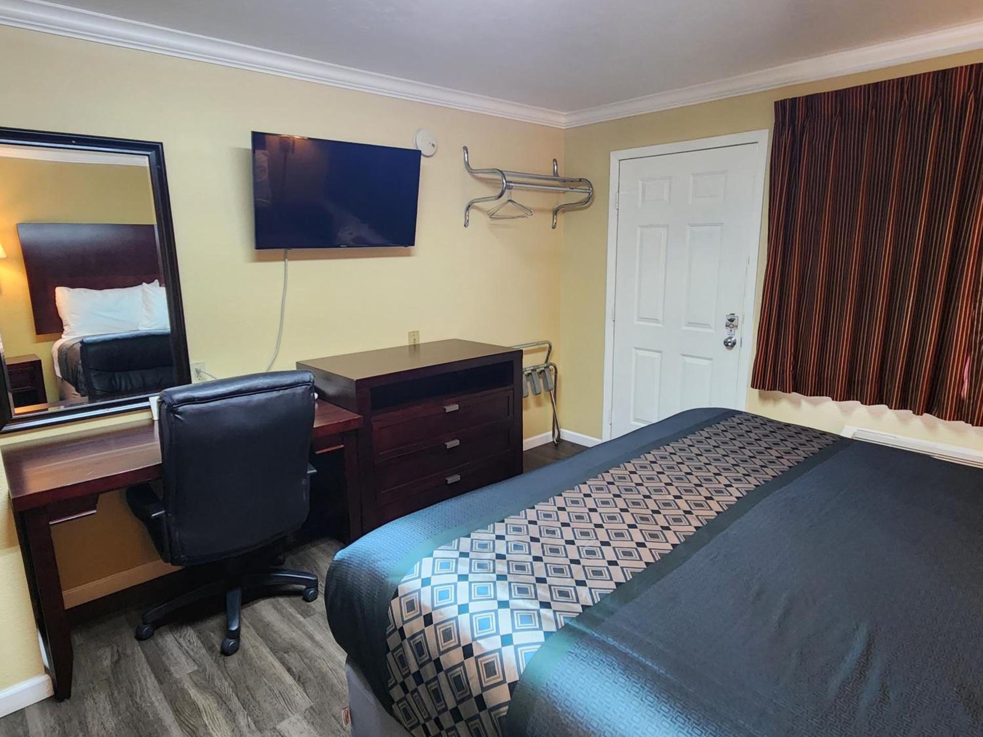 Galaxie Motel photo 7