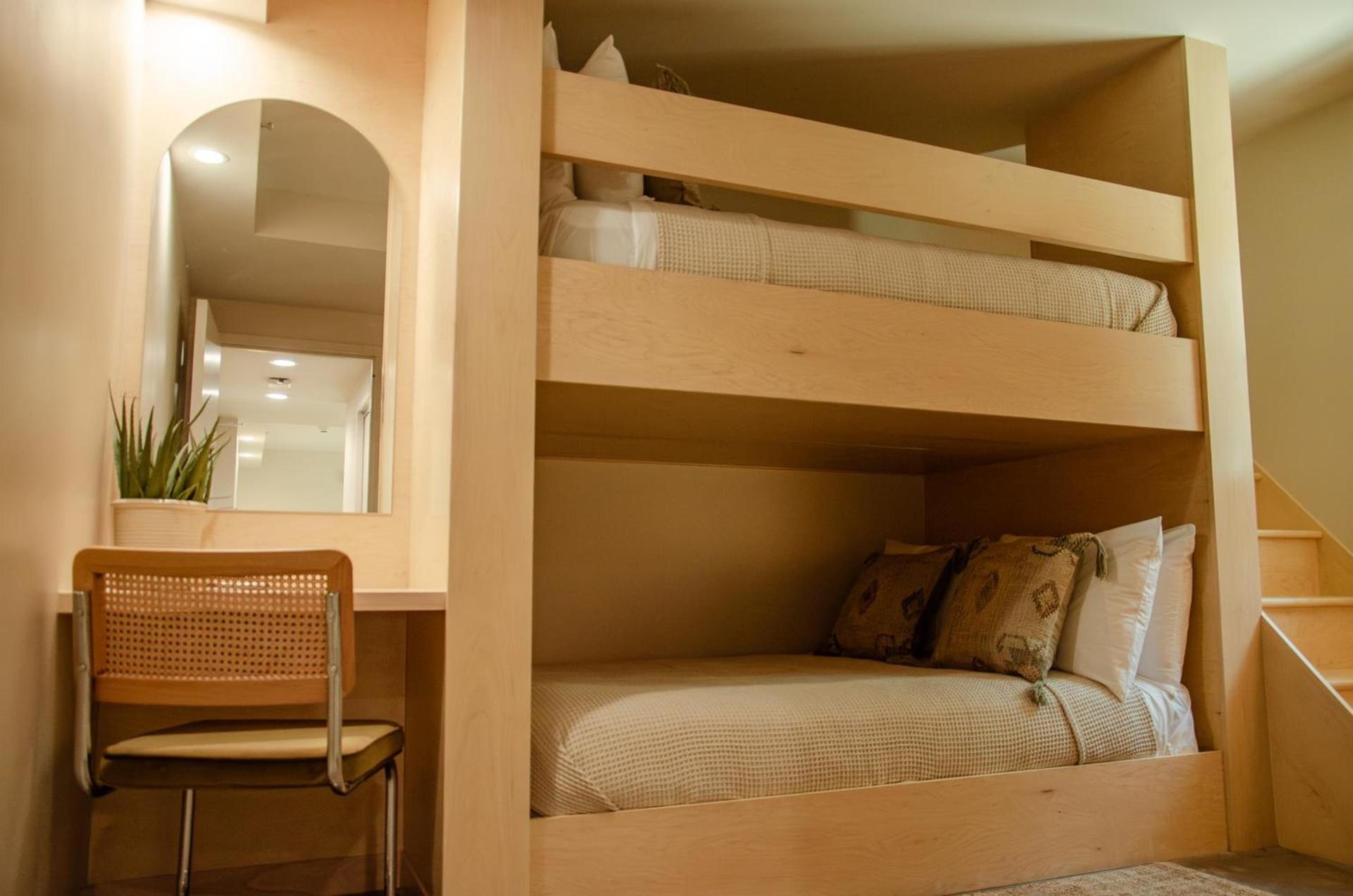Brut Hotel photo 24