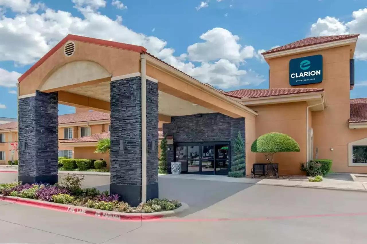 Clarion Inn & Suites DFW North photo 43