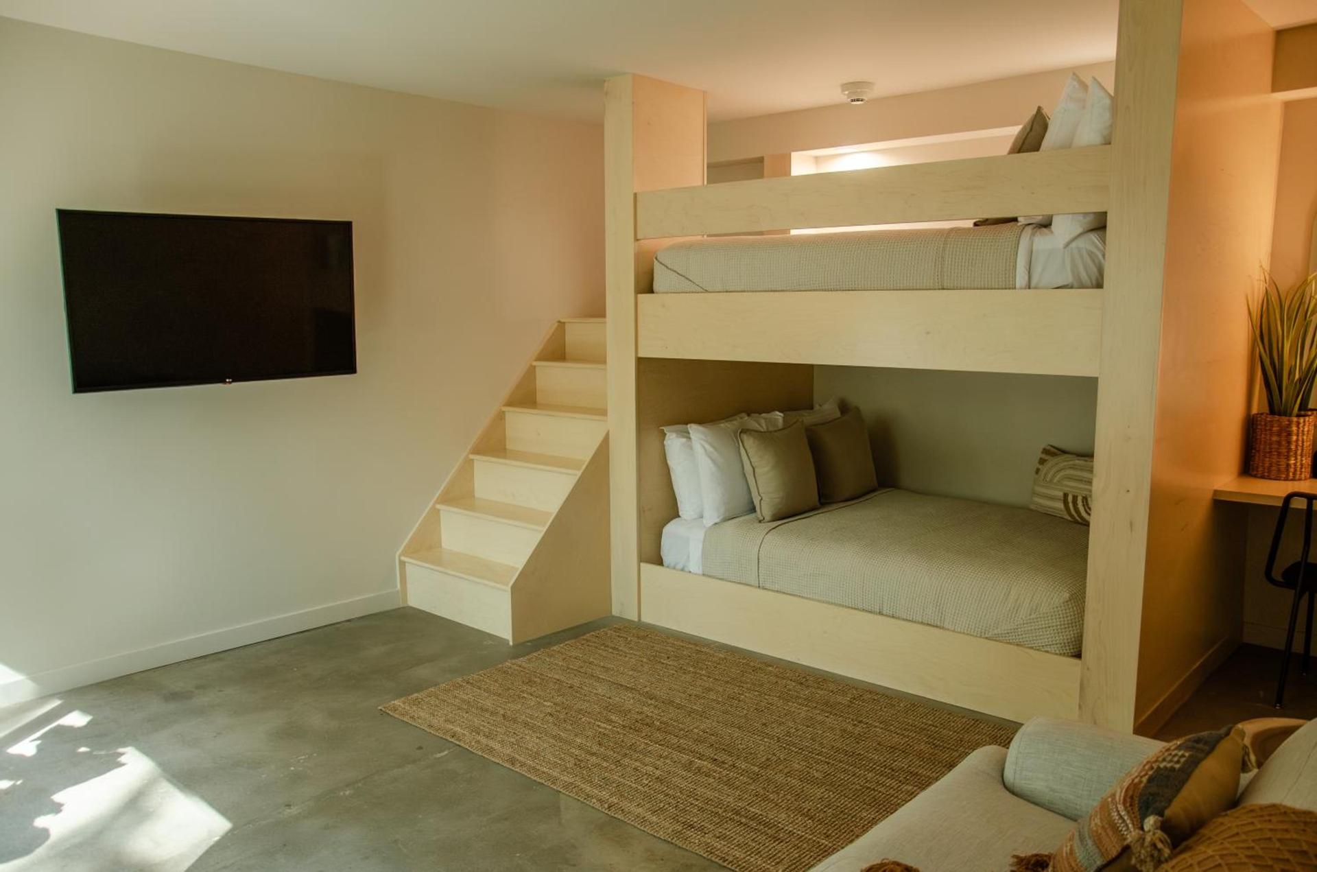 Brut Hotel photo 69