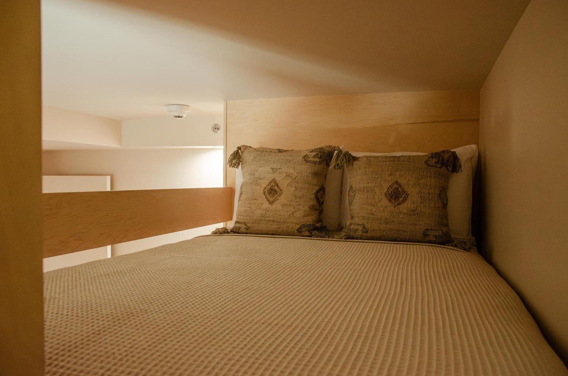 Brut Hotel photo 73