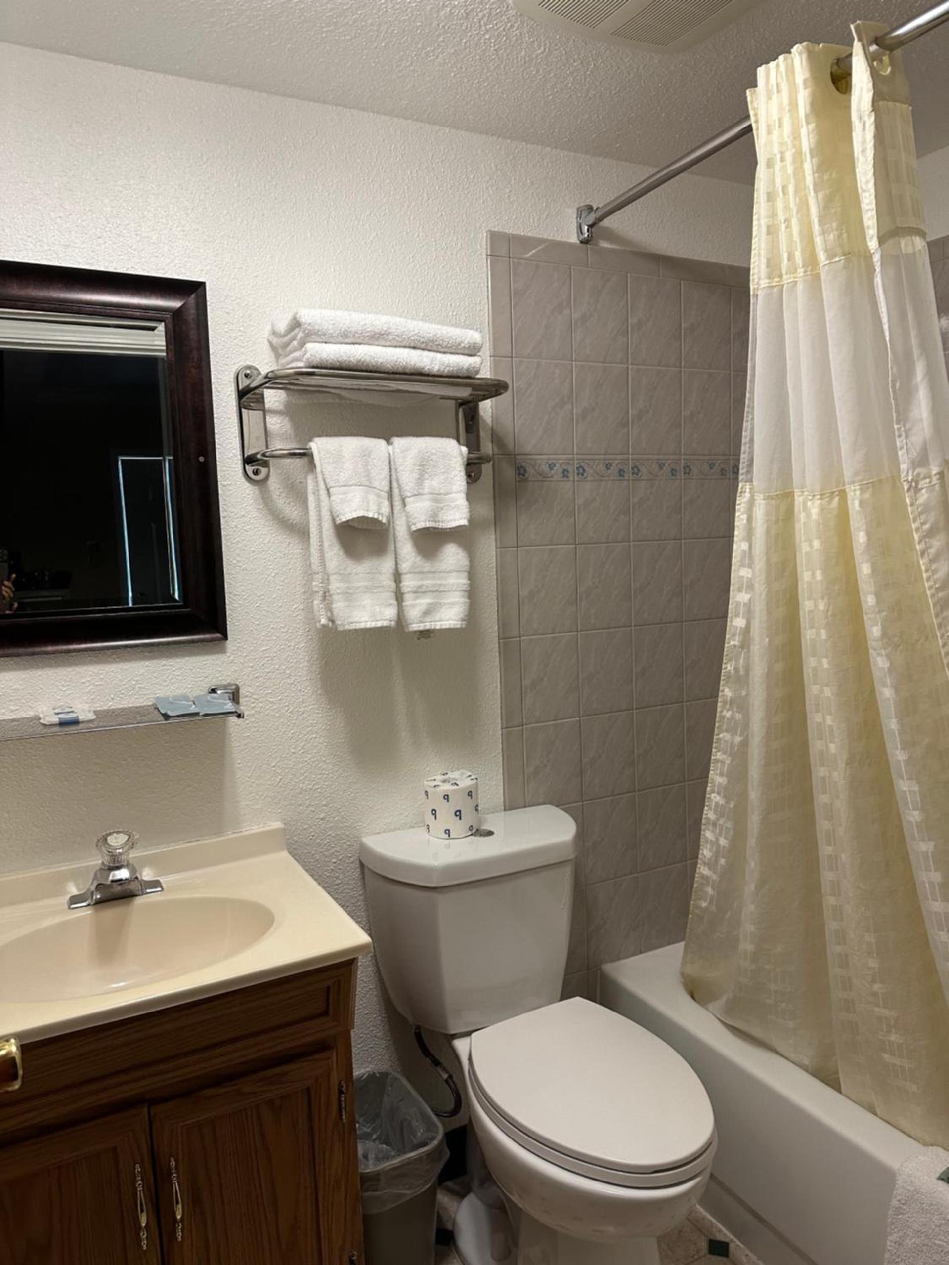 Galaxie Motel photo 9