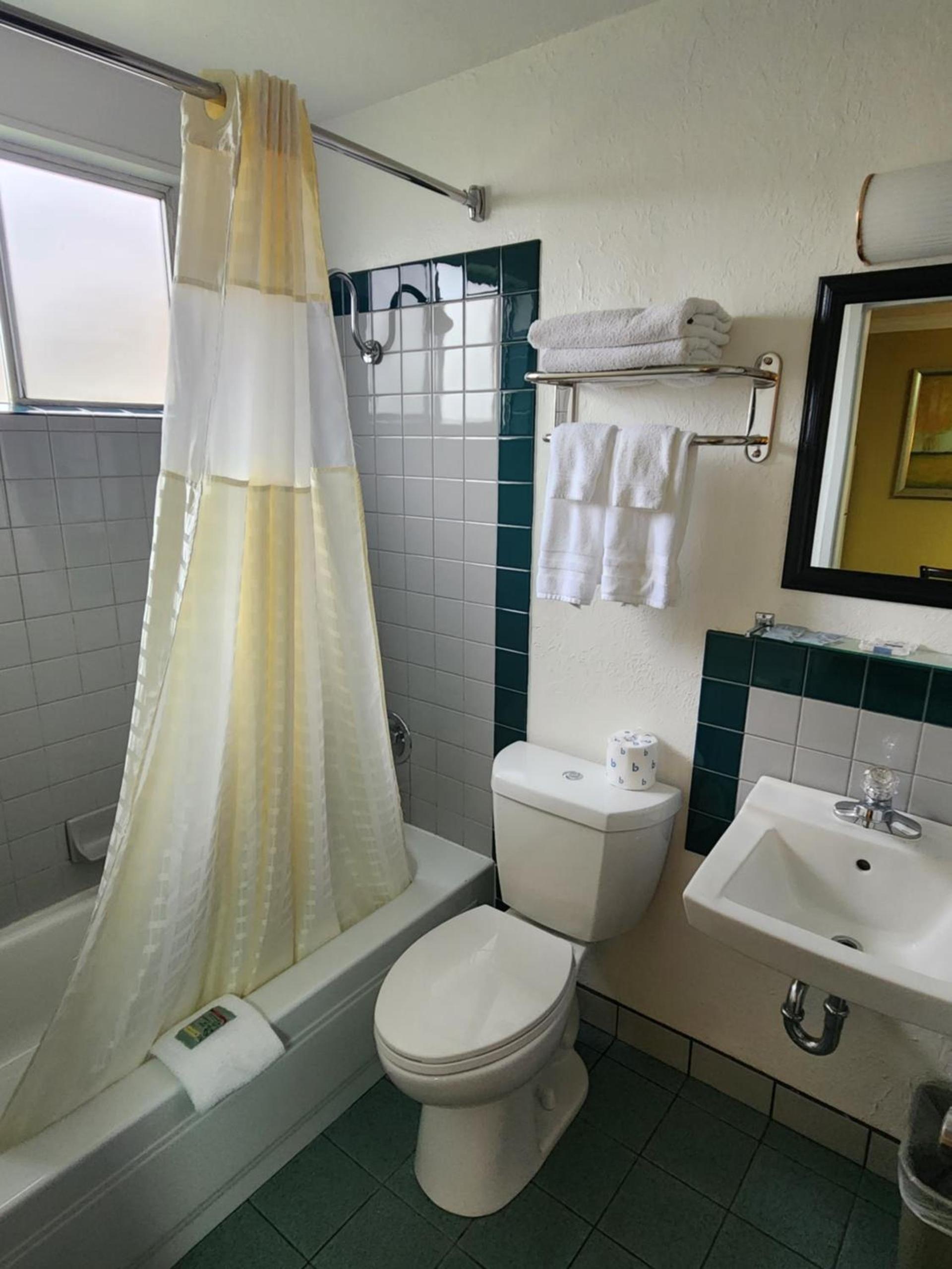 Galaxie Motel photo 3